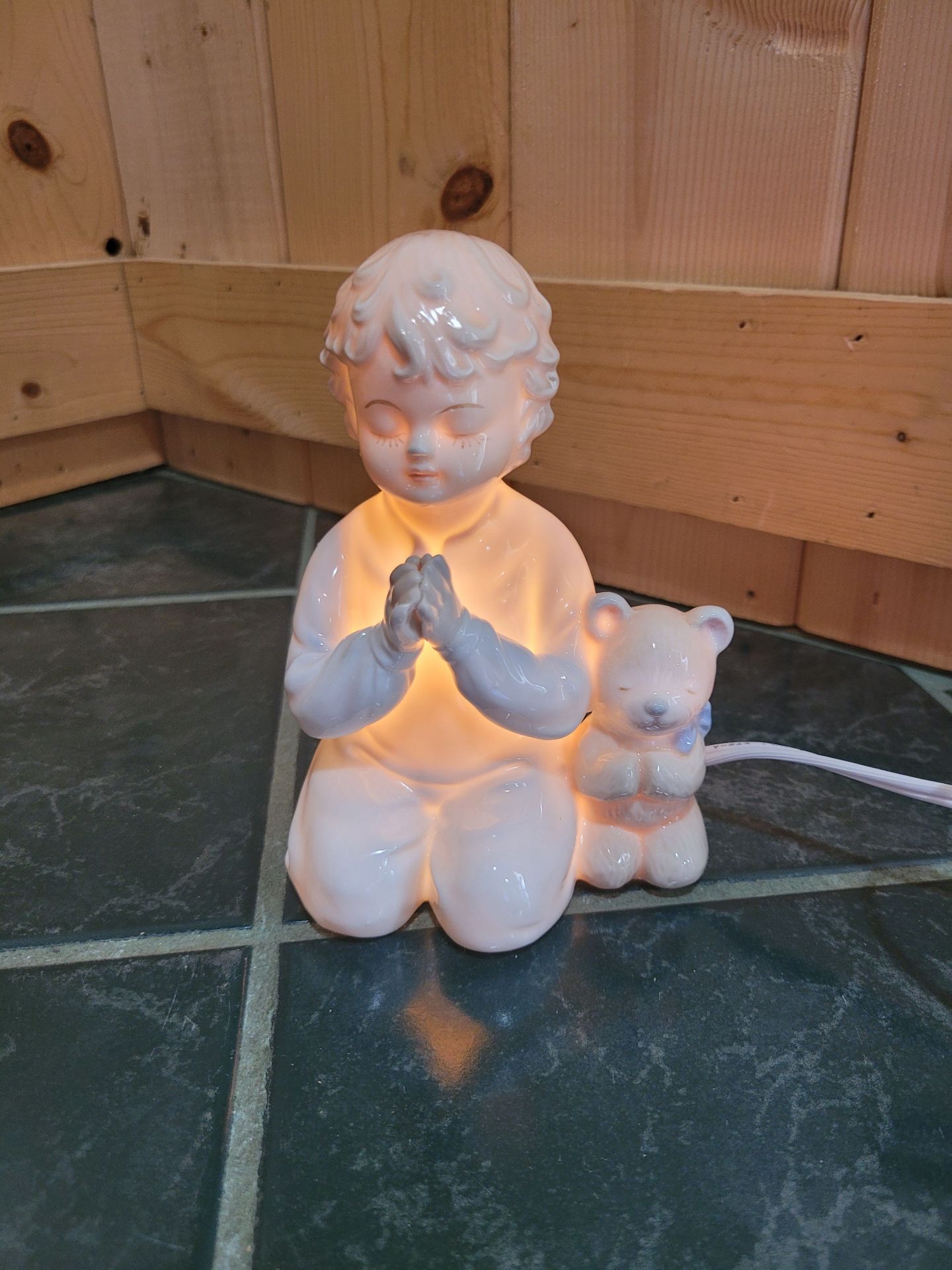 Glass Angel's And Child Night Light. - image 5 of 5