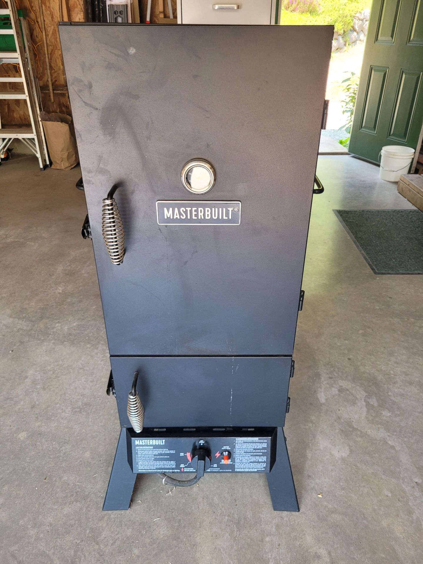 Masterbuilt Propane Smoker - image 1 of 6