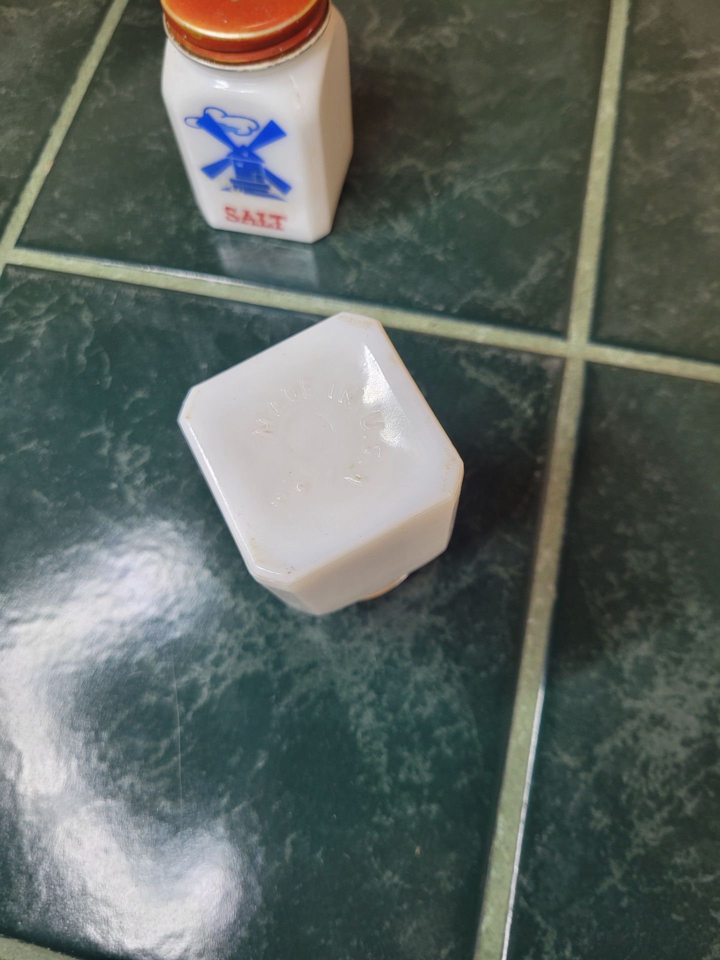 Vintage Salt & Pepper - image 3 of 7