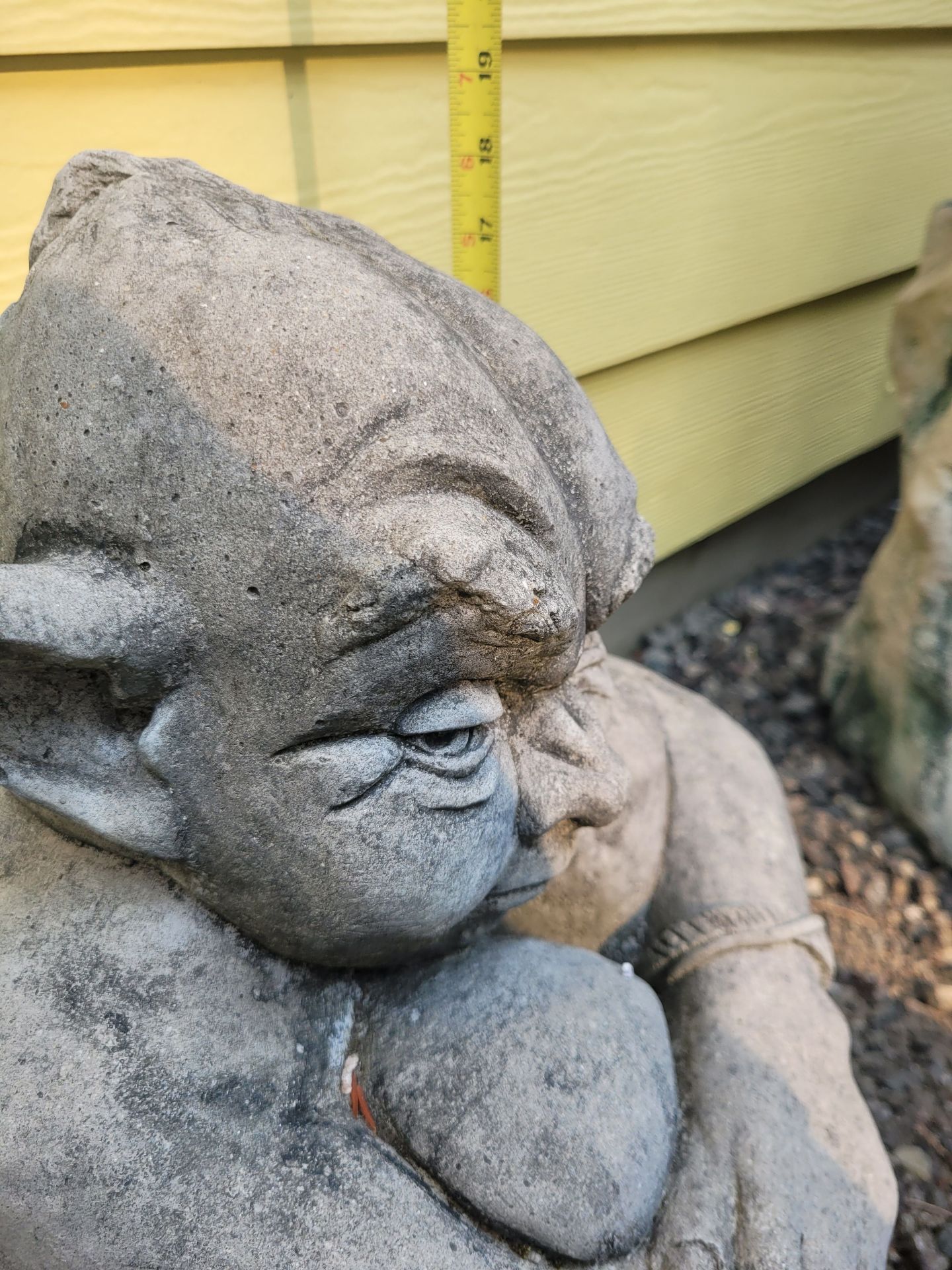 Concrete Gargoyle "Hugo The Watchman" - image 2 of 2