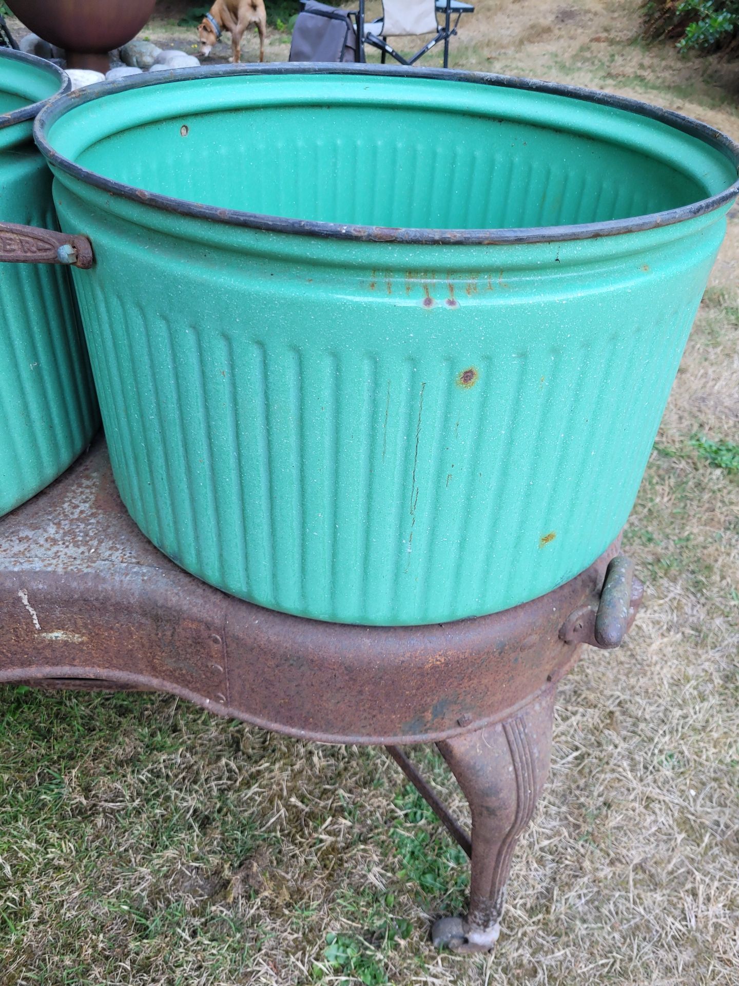 Old Dexter Double Wash Tub - image 5 of 10
