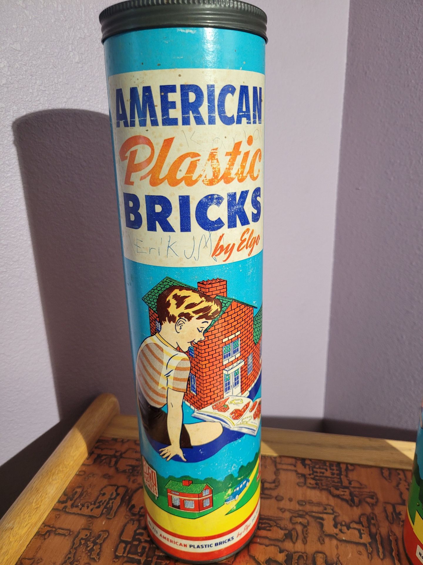 American Plastic Bricks #1 - image 2 of 8