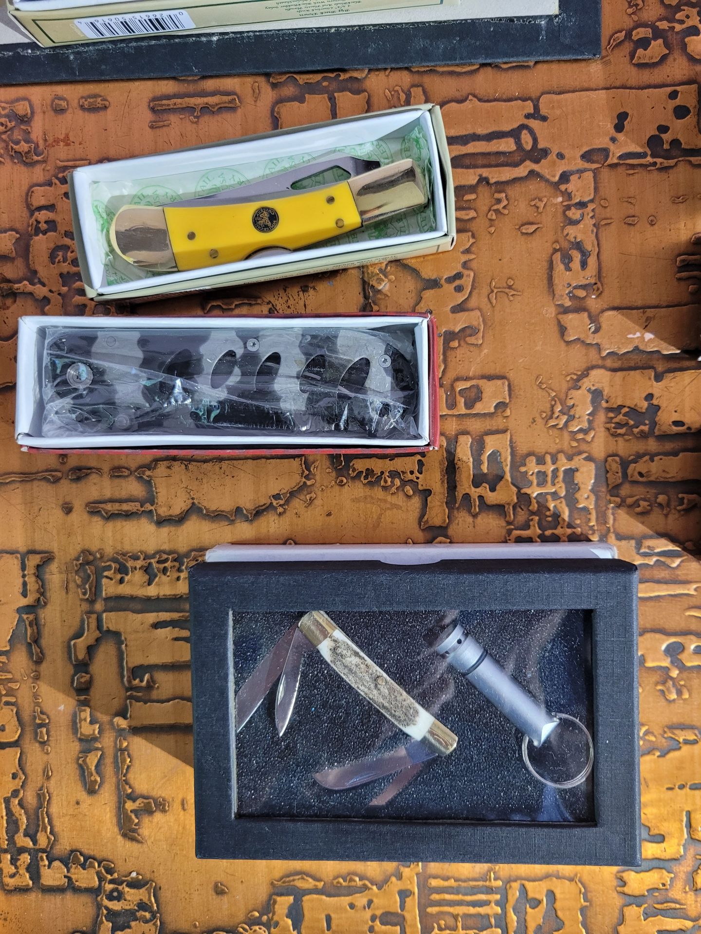 Hunting And Hobby Knives #4 - image 10 of 16