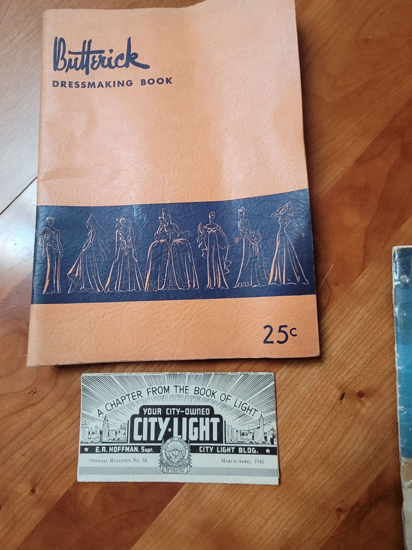 Ephemera Lot 1 - image 4 of 10