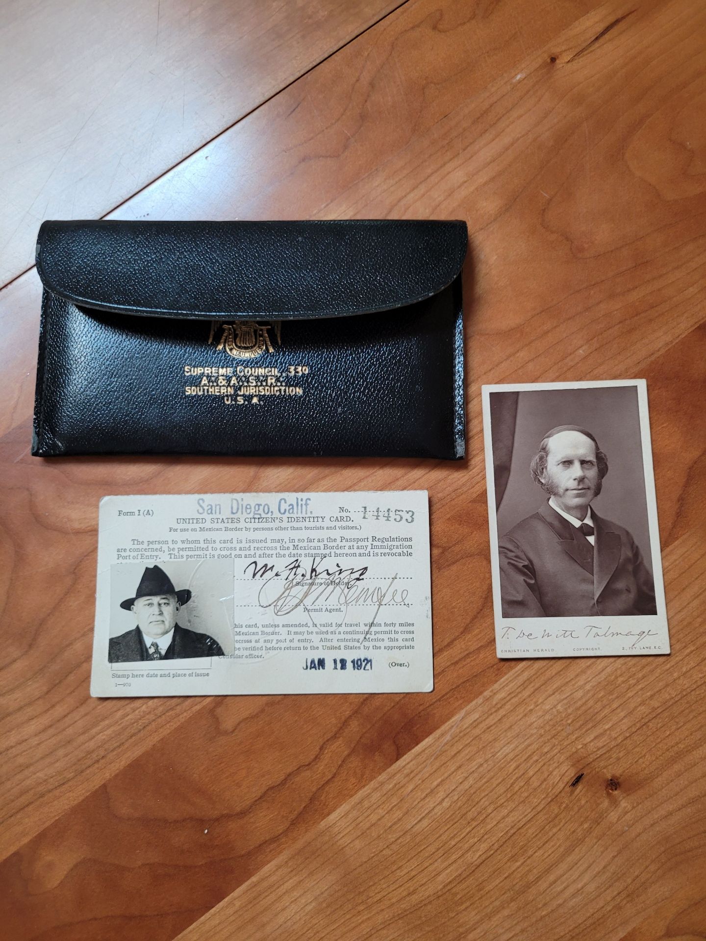 Ephemera Lot 9. Rare Stuff? - image 1 of 8