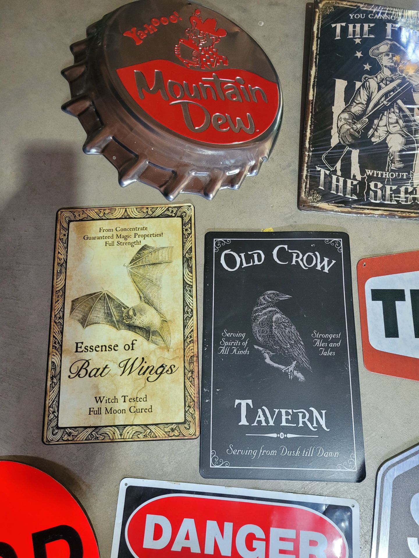 Signs - image 3 of 6