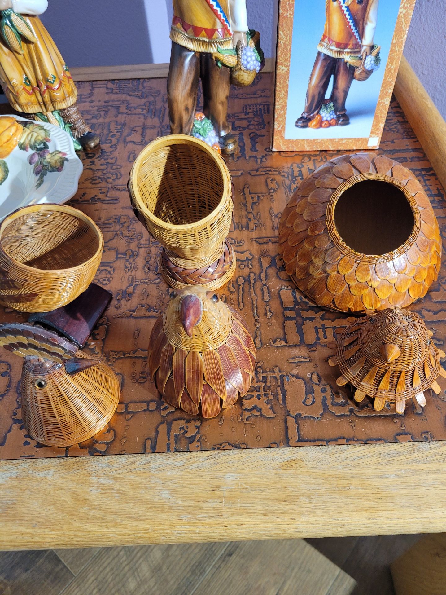 Thanksgiving/Fall Decor. - image 5 of 6