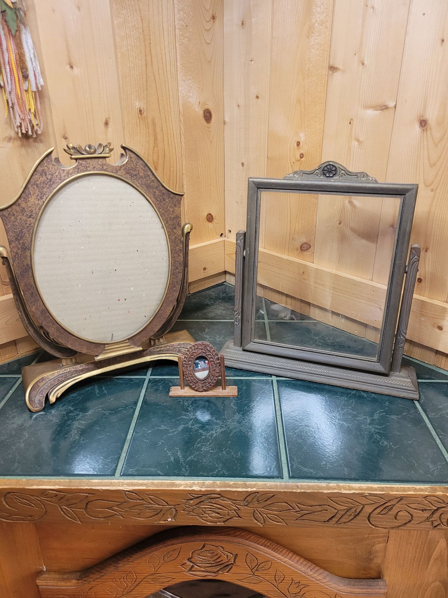 Vintage Decorative Picture Frames - image 1 of 7