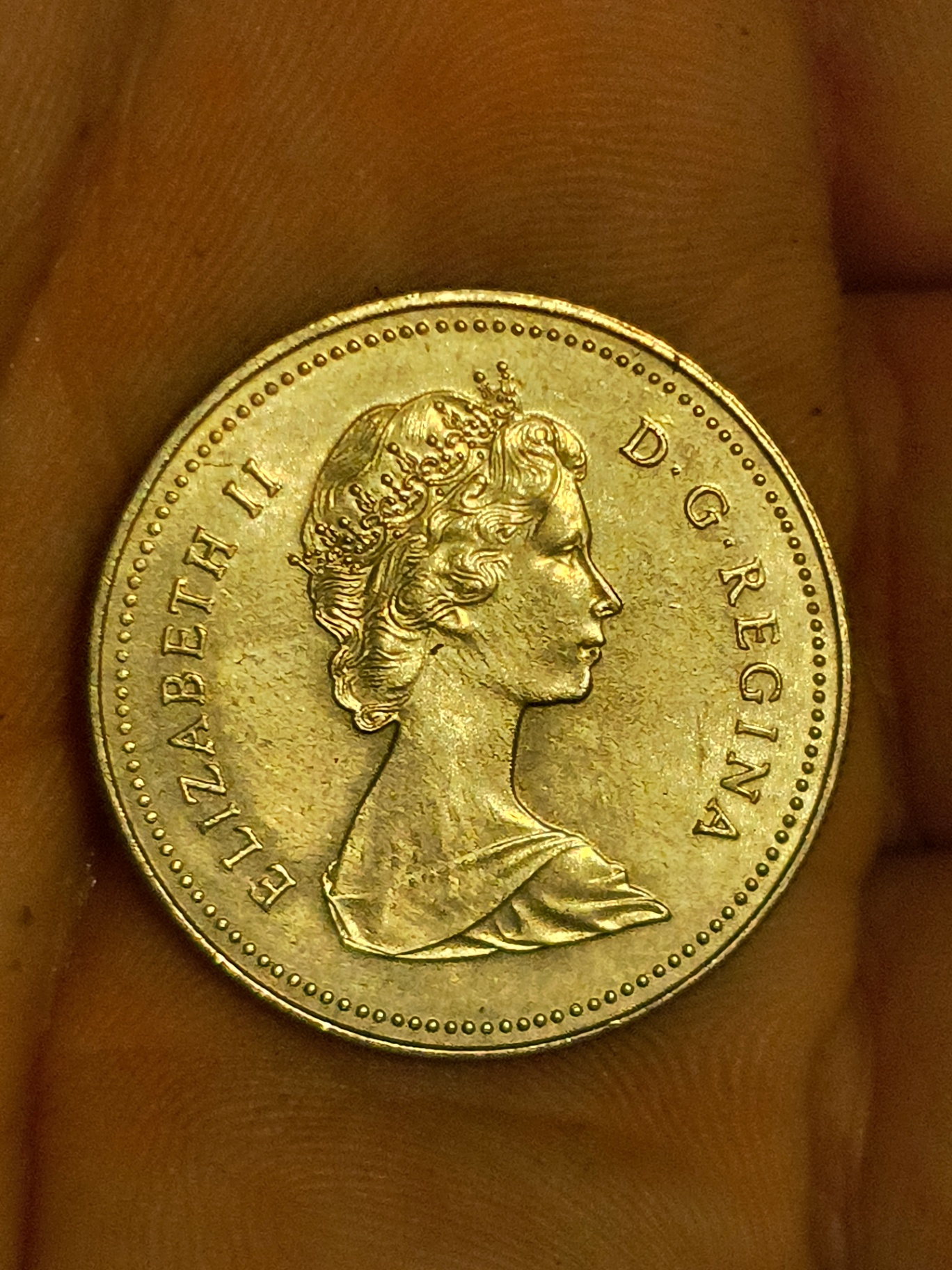 Canadian 50-Cent Coin (1984) with Queen Elizabeth II and Coat of Arms - image 1 of 2