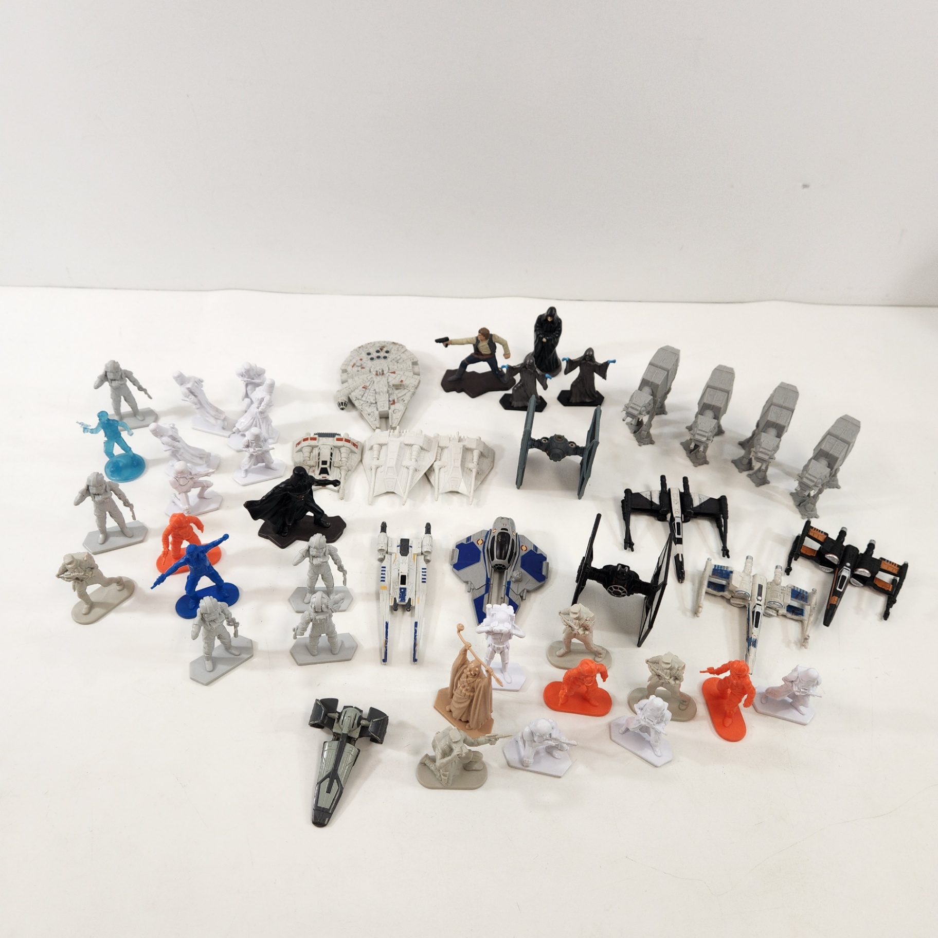 Star Wars Miniatures - image 1 of 6