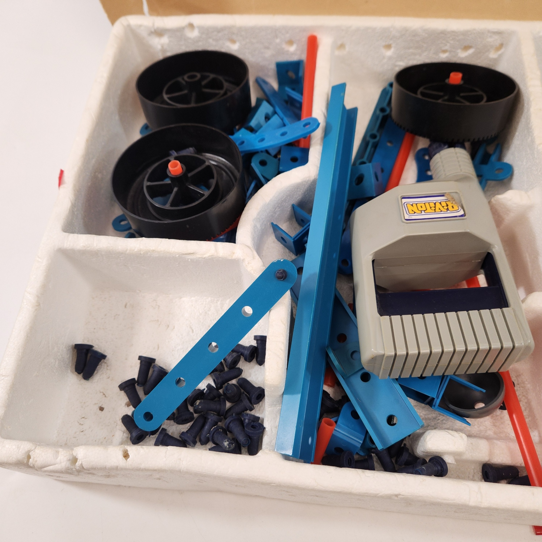 Riviton Building Kit - image 3 of 4