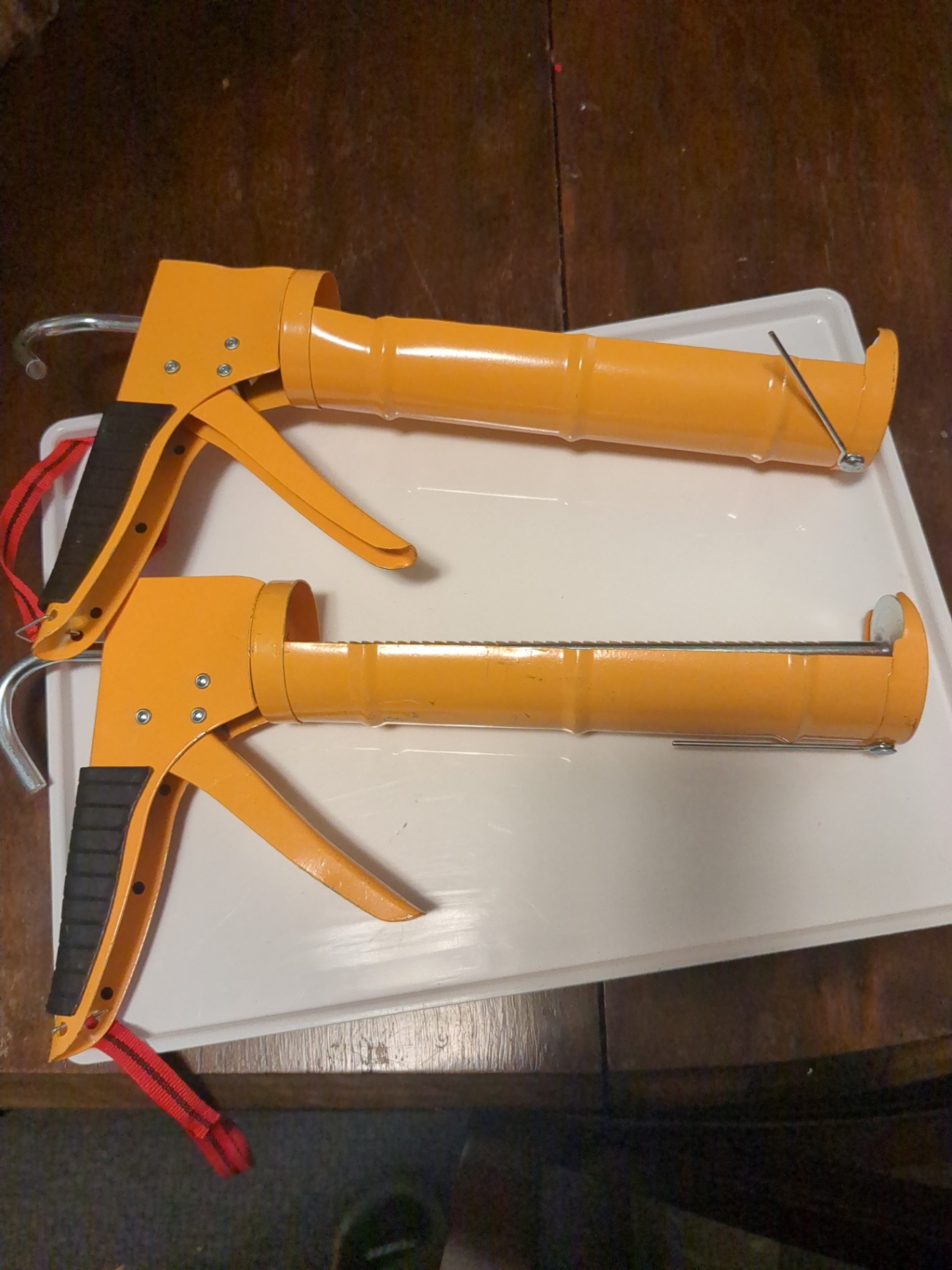 Box of brand new caulking guns est 20 units  - image 2 of 4