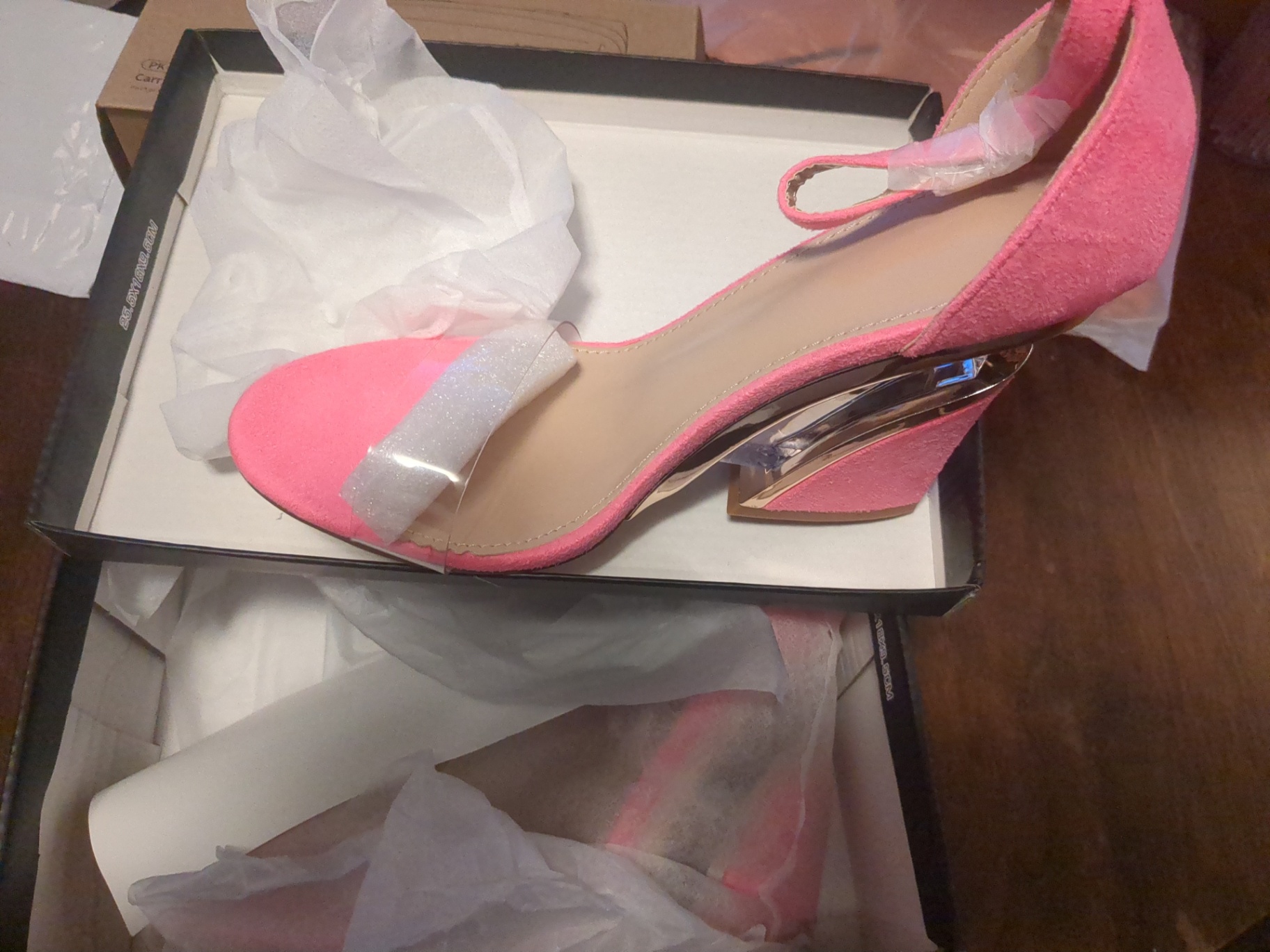 Woman's high heel shoes say size 8 - image 6 of 6