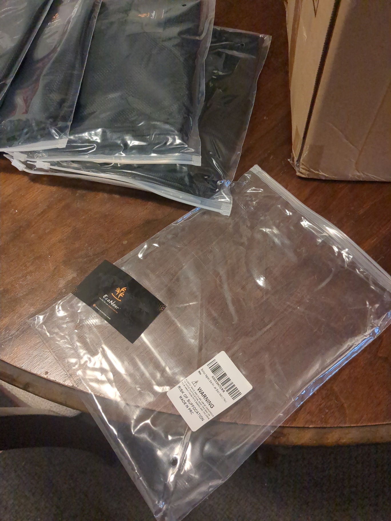 Magnetic side window sunshade for cars - image 4 of 6