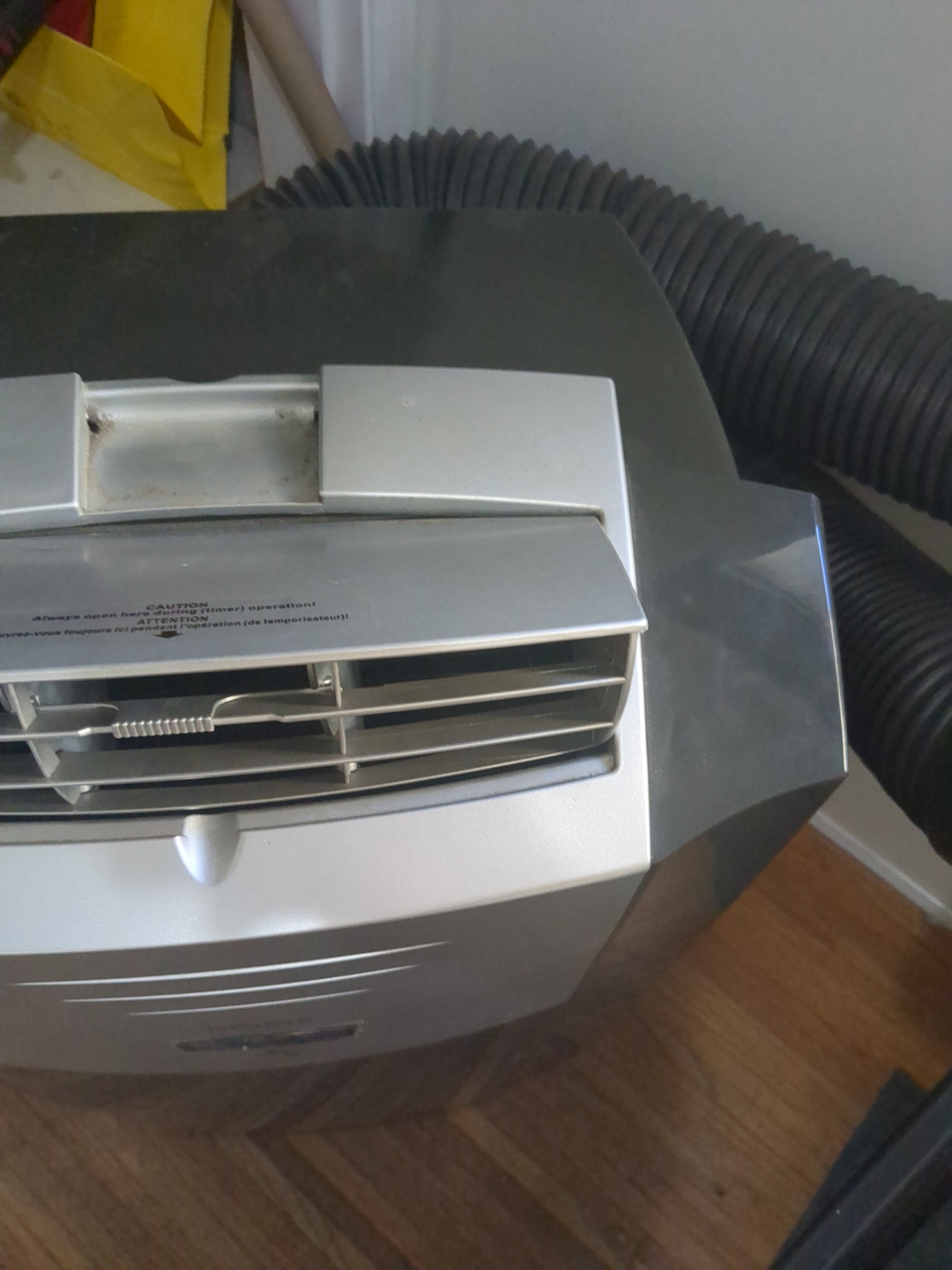 Large AC unit - image 5 of 5