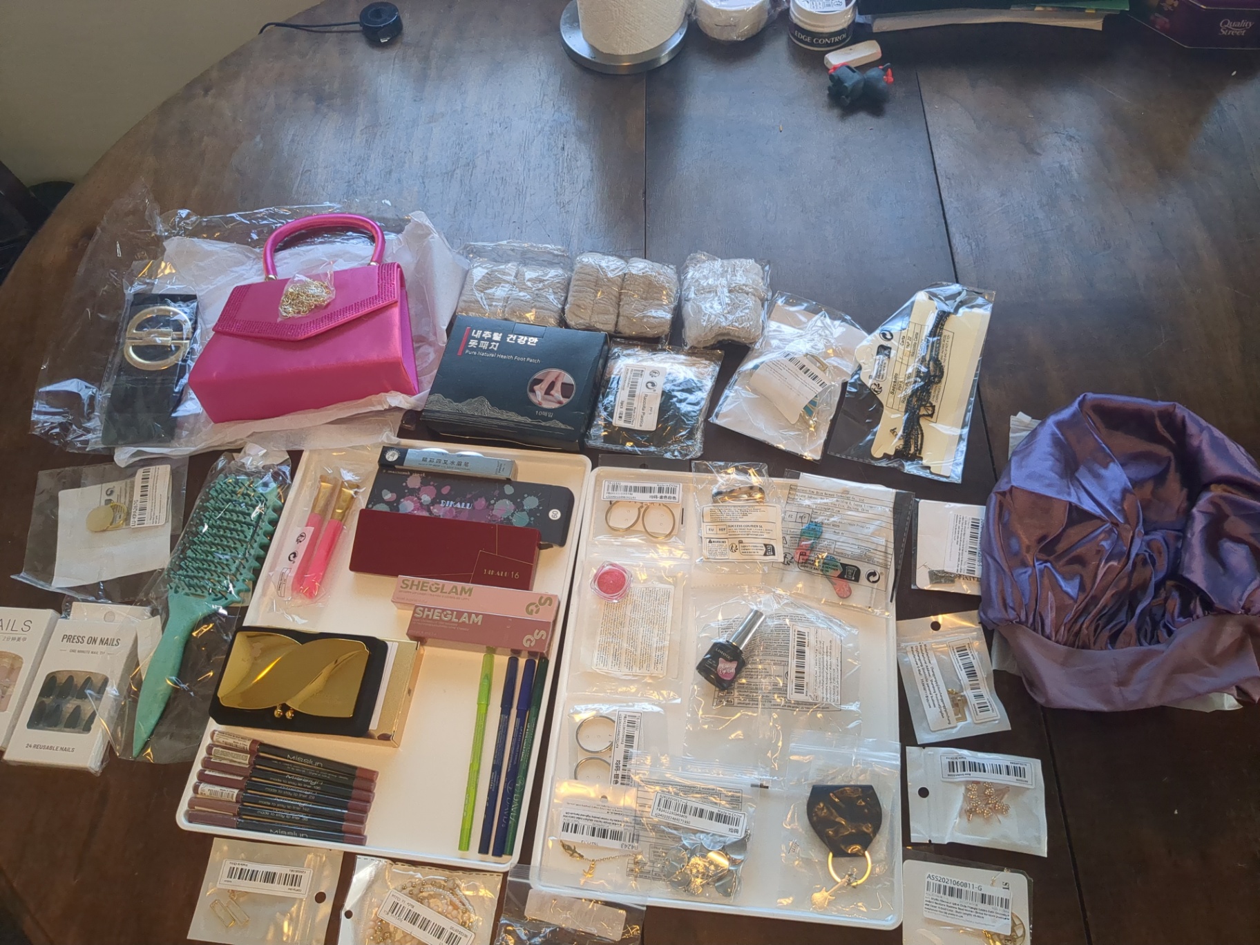 Makeup and more ladies lot - image 1 of 17