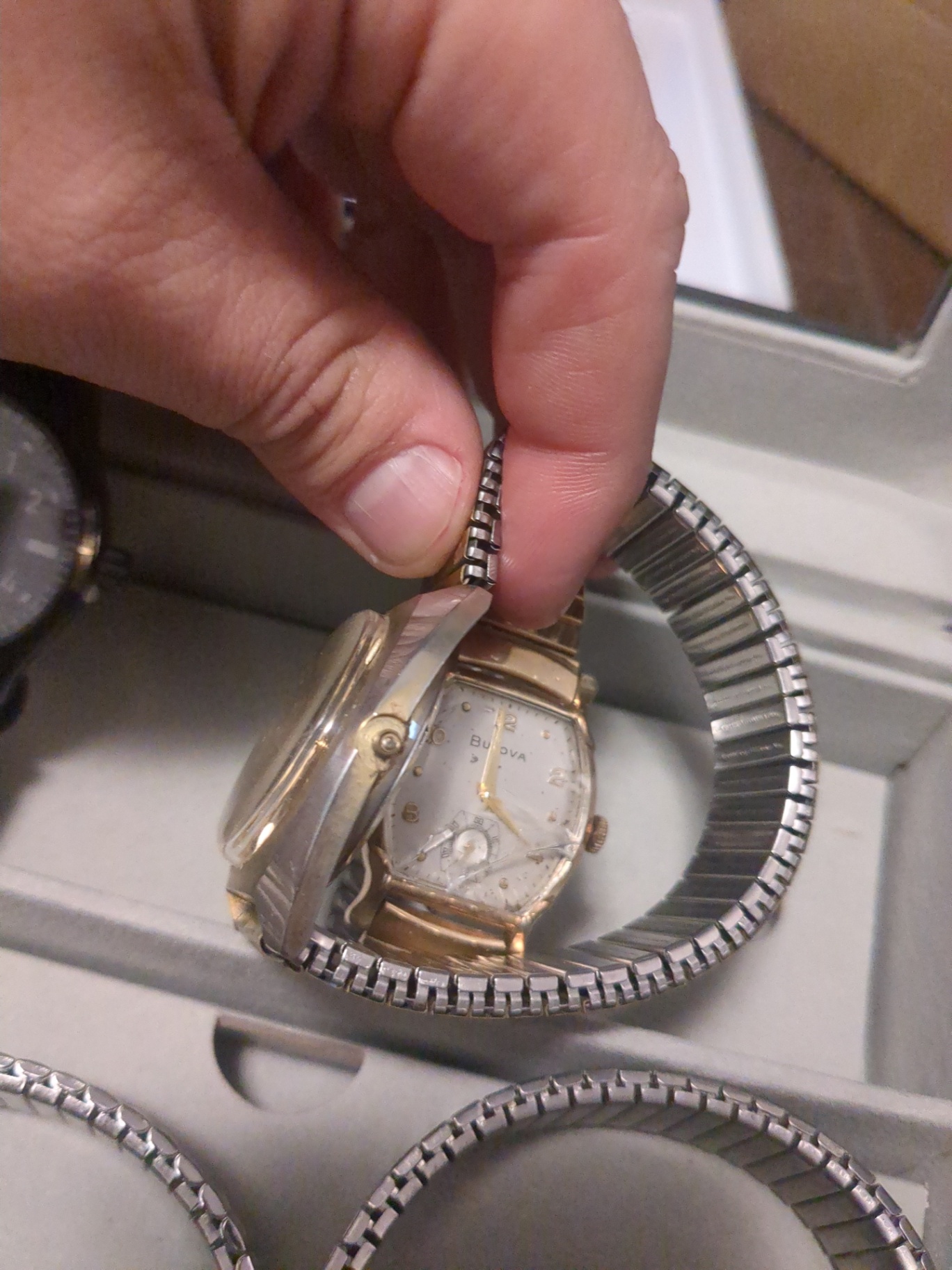 Men's watch collection  - image 5 of 10