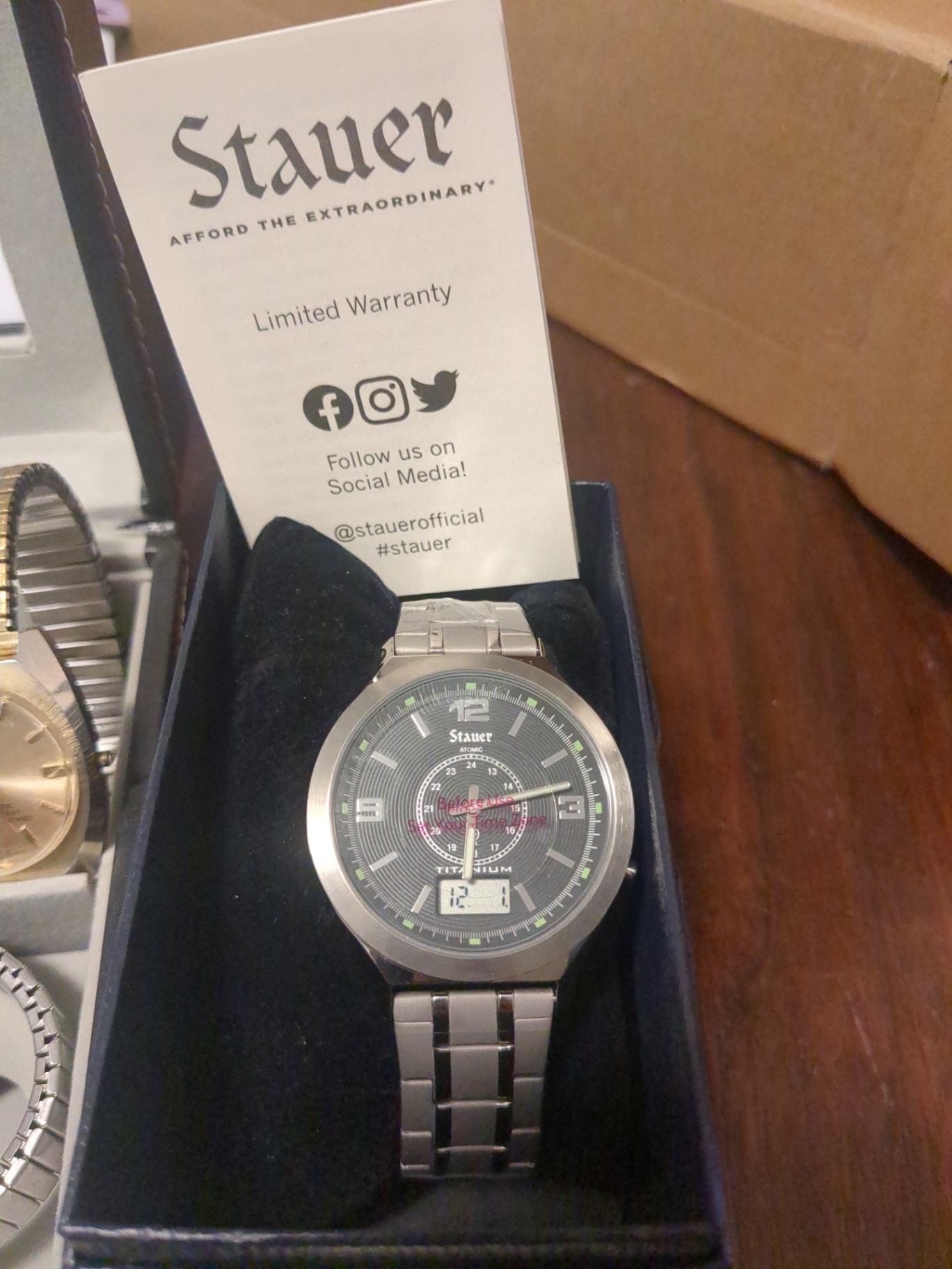 Men's watch collection  - image 2 of 10