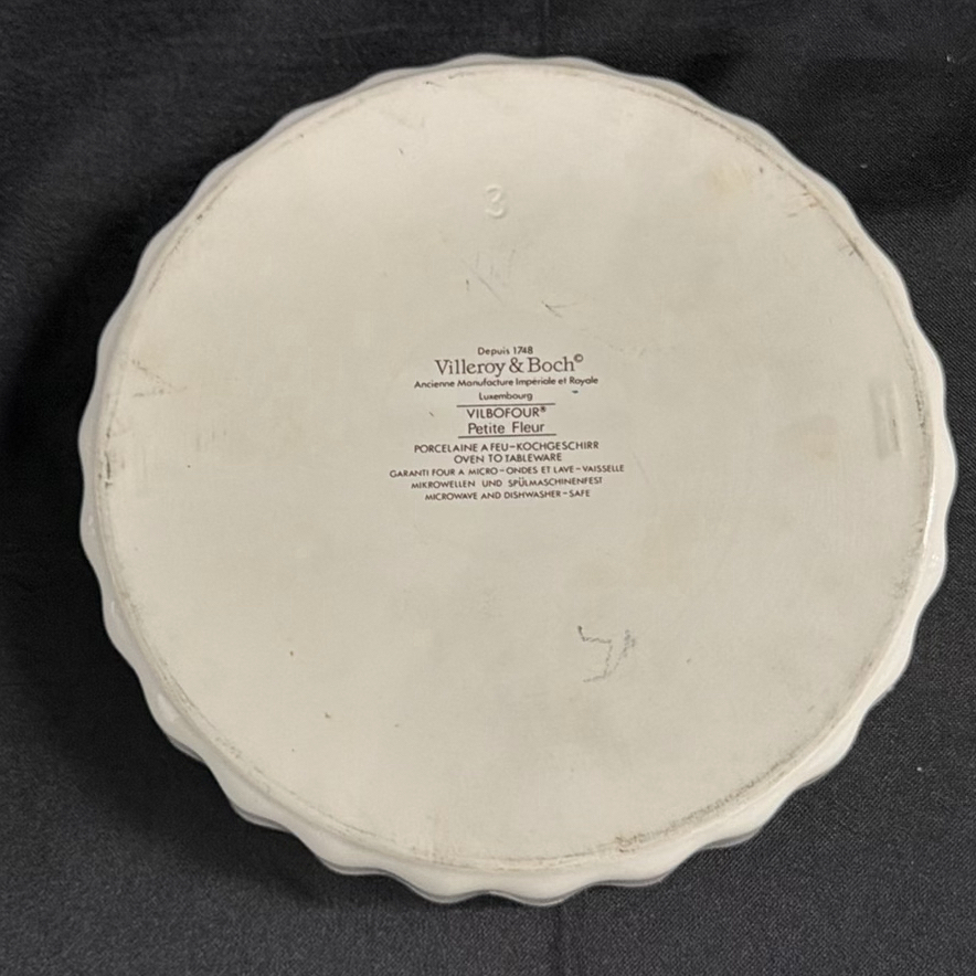 Villeroy & Boch Petite Fleur Porcelain Scalloped Dish - image 2 of 2