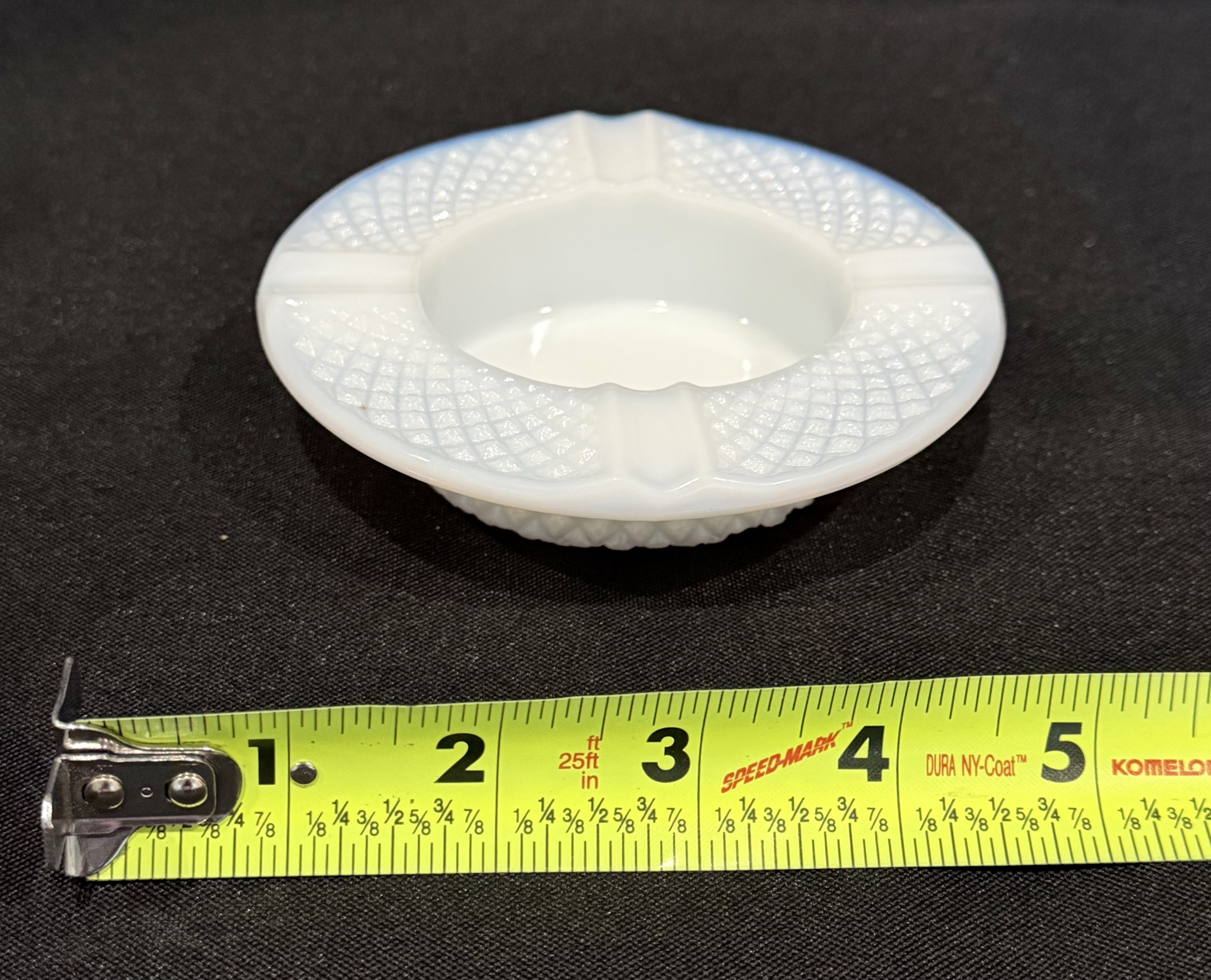 White Milk Glass Ashtrays - image 4 of 6
