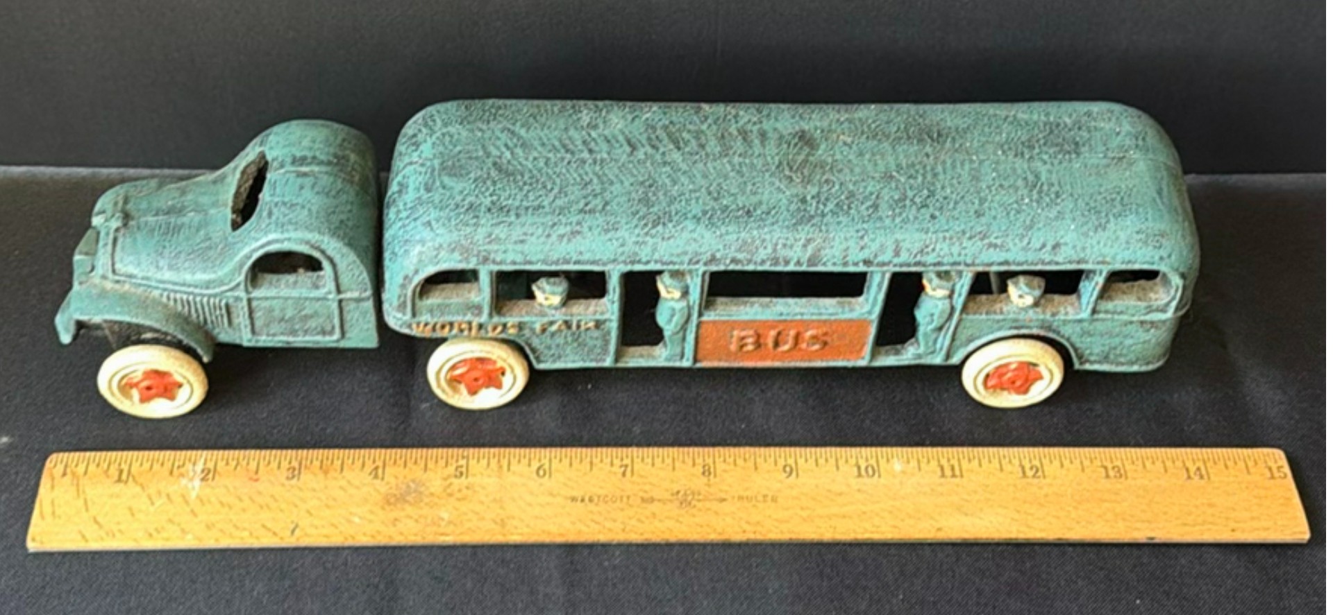 Vintage Kenton Hardware Cast Iron Bus from Word's Fair - image 1 of 4