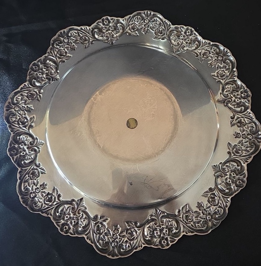 Silver-plated serving ware with glass dishes and hourglass timer - image 2 of 13