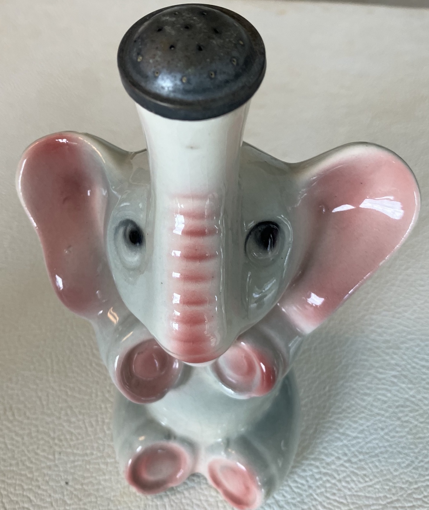 Ceramic Elephant-Shaped Shaker - image 2 of 4