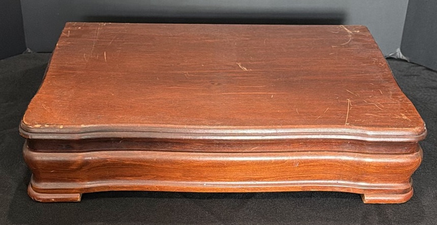 Gold-Tone Flatware Set in Wooden Presentation Case - image 5 of 6