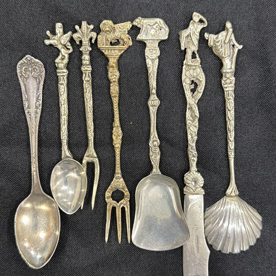 Assorted Ornate Metal Flatware Set - image 6 of 7