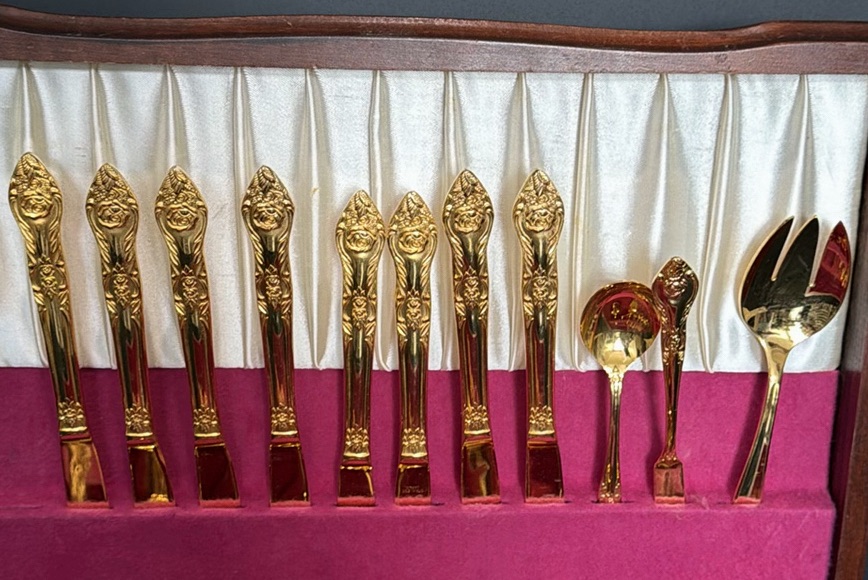 Gold-Tone Flatware Set in Wooden Presentation Case - image 3 of 6