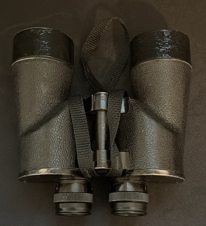 Vintage Binoculars with Carrying Cases - image 4 of 5