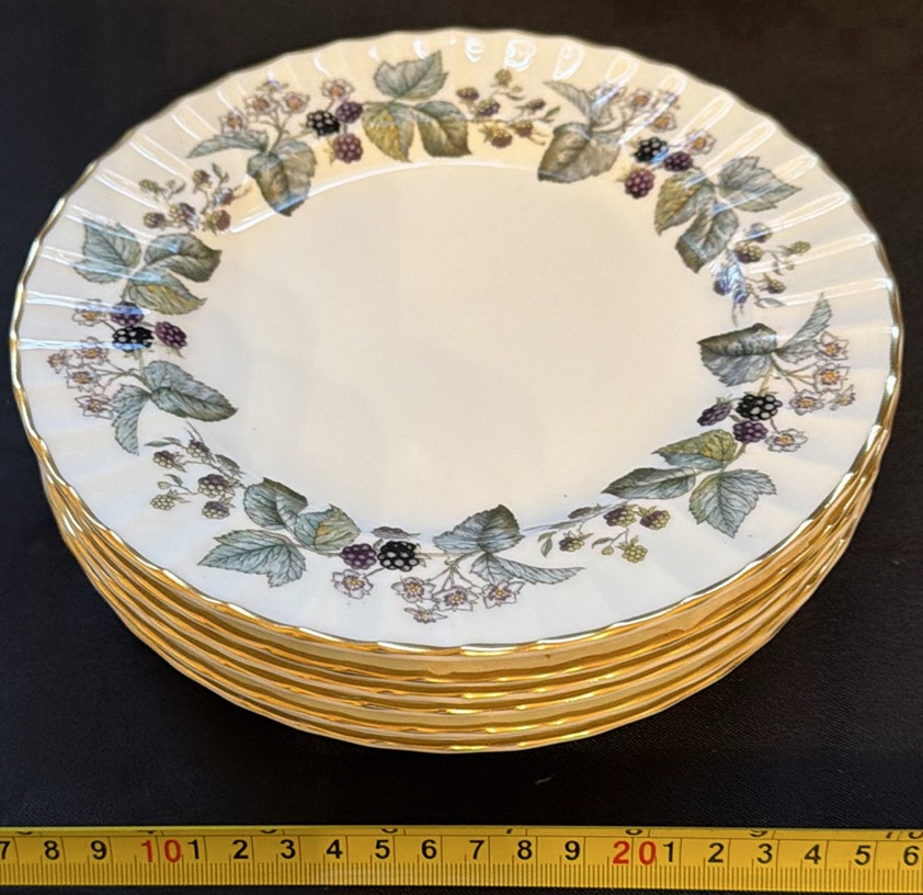 Royal Worcester Lavinia Dinnerware Set - image 2 of 5