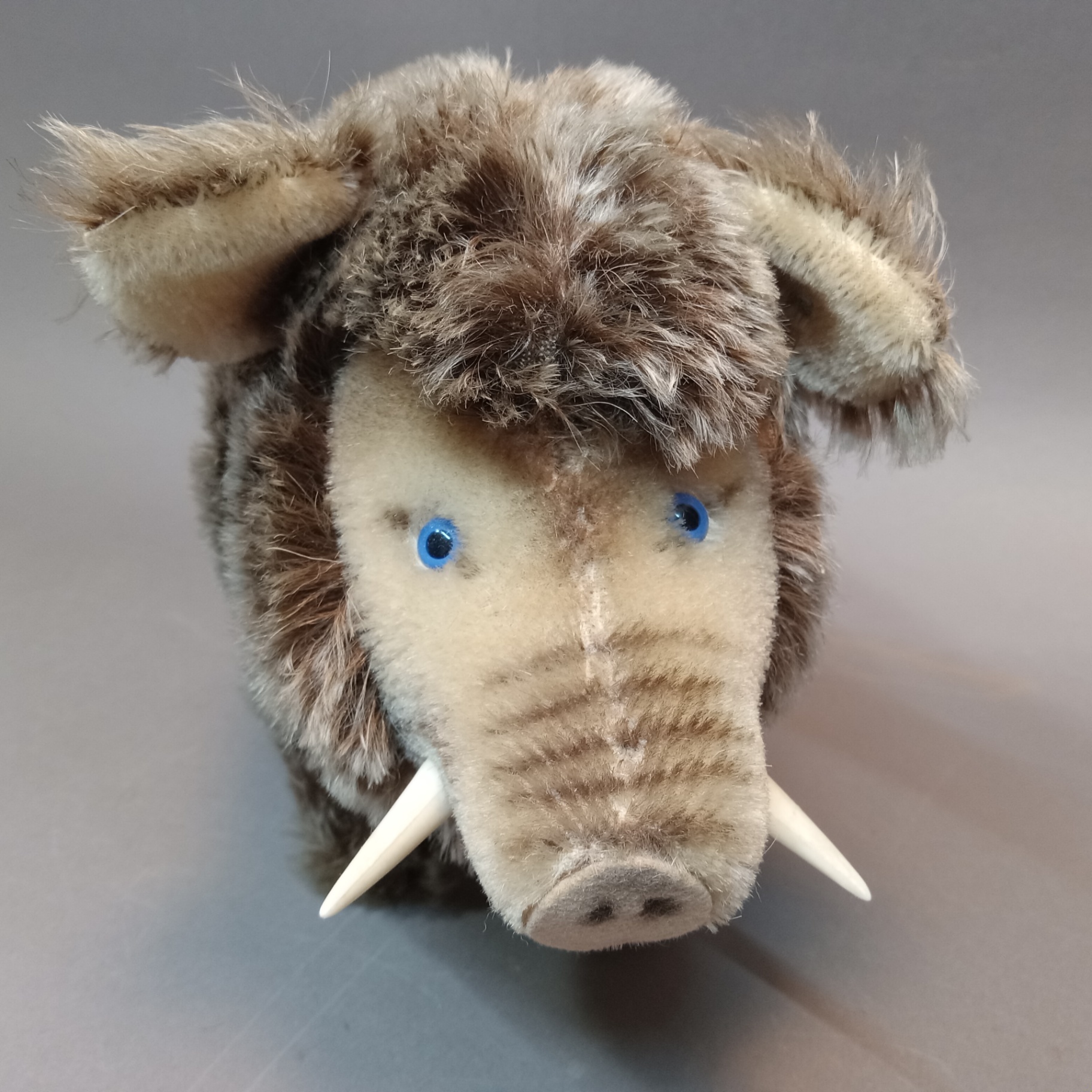 Vintage Steiff Wild Boar Stuffie - image 2 of 9