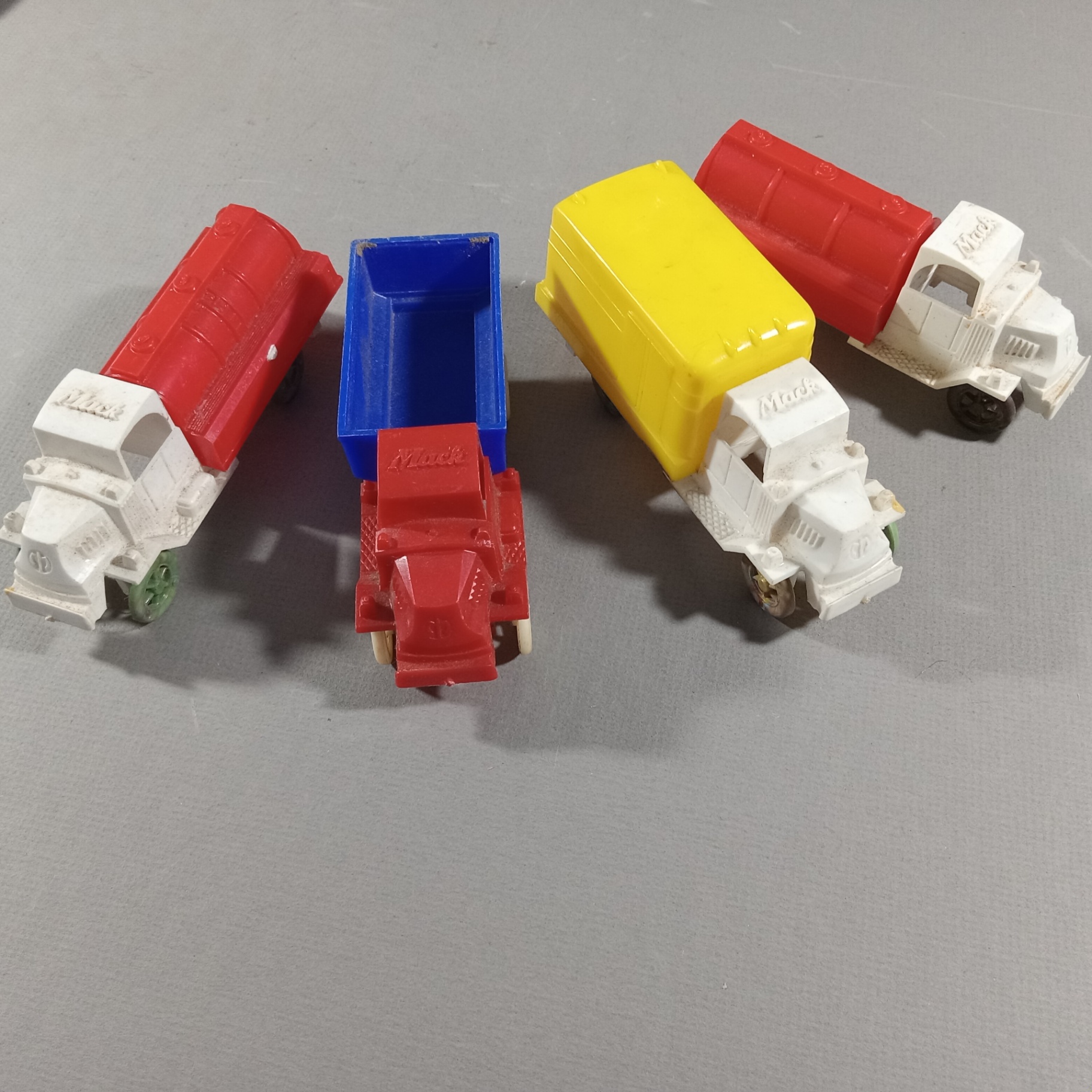 Acme, Mack, Manoil, Ideal & More Vintage Toy Cars - image 6 of 36