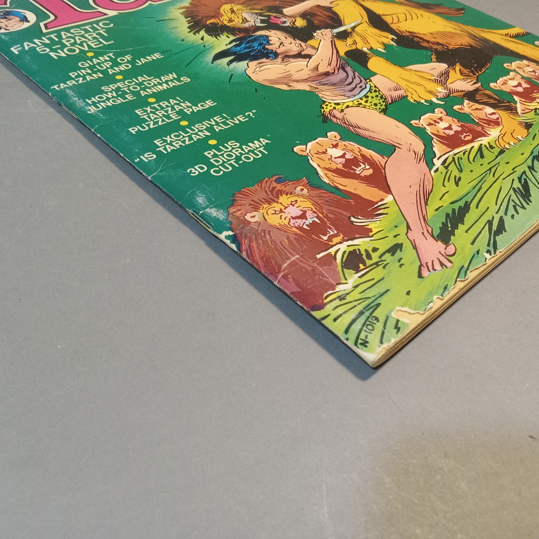 Vintage 1970s DC Comics - image 4 of 25