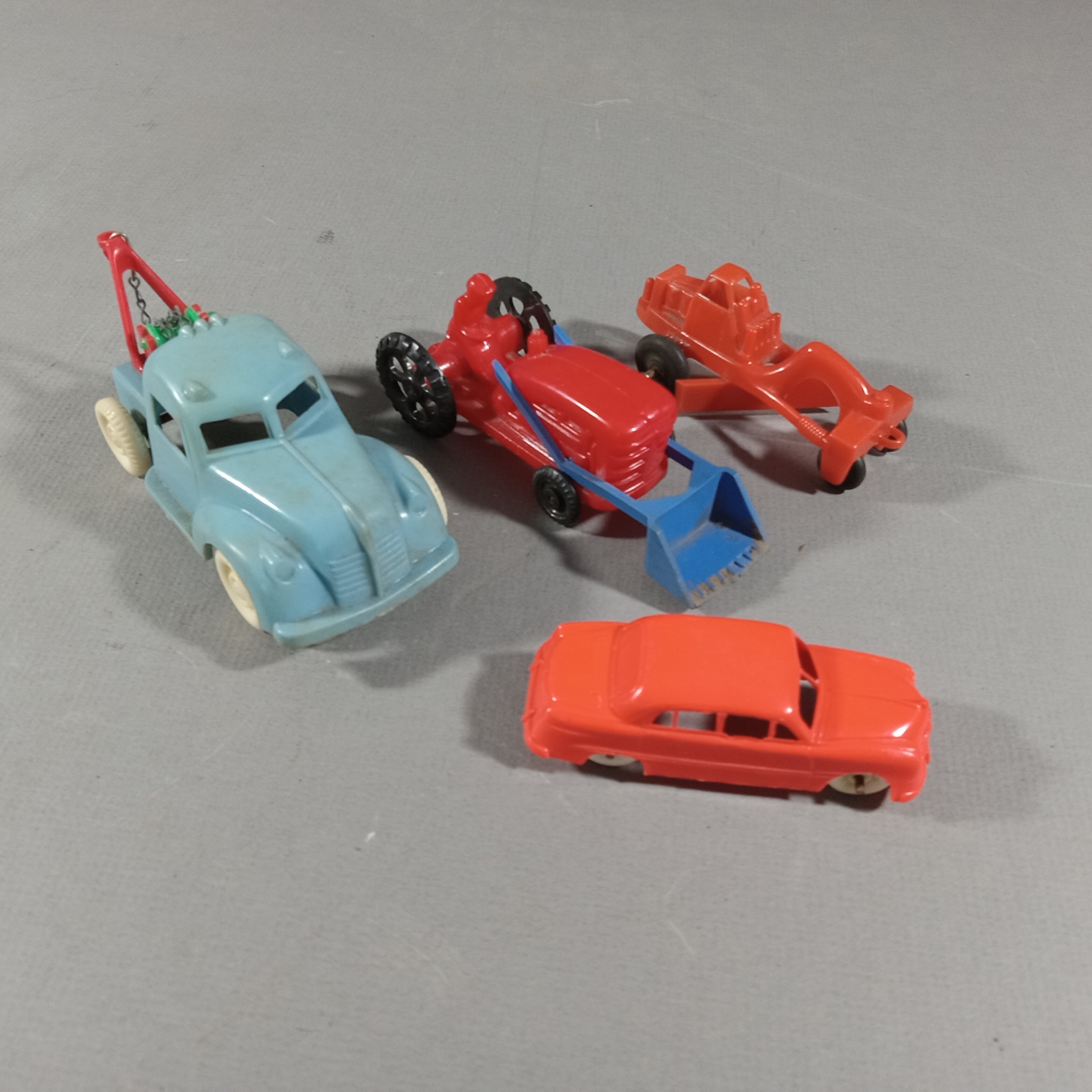 Acme, Mack, Manoil, Ideal & More Vintage Toy Cars - image 27 of 36