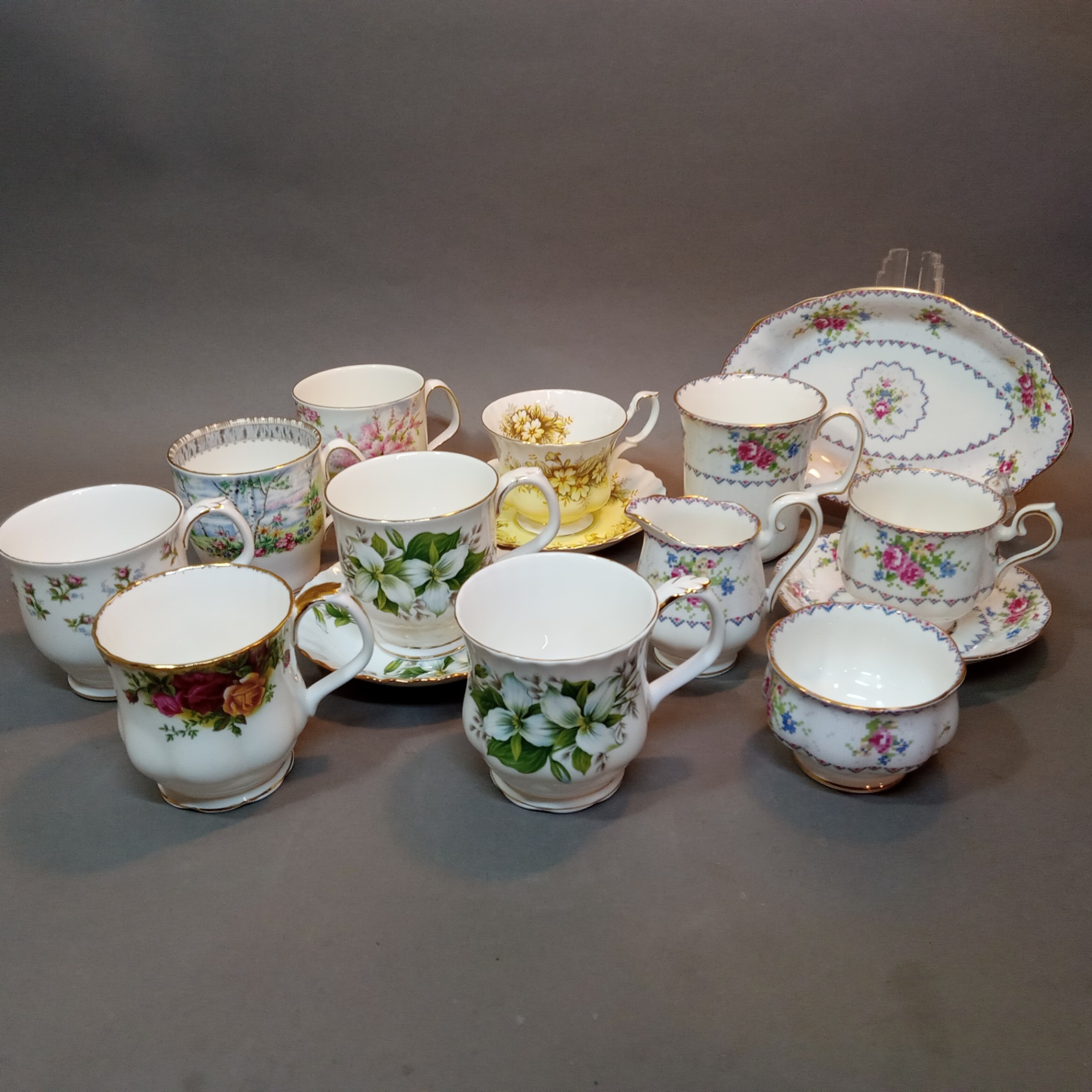 Royal Albert Mixed Bone China - image 1 of 15