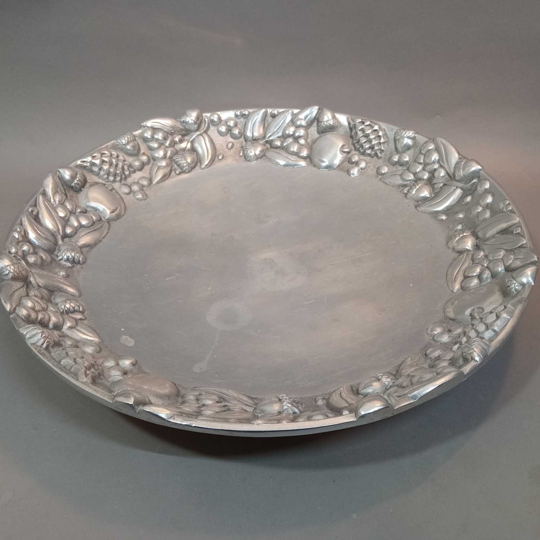 Large Pewter Charger & Battery-Operated Candles - image 8 of 12