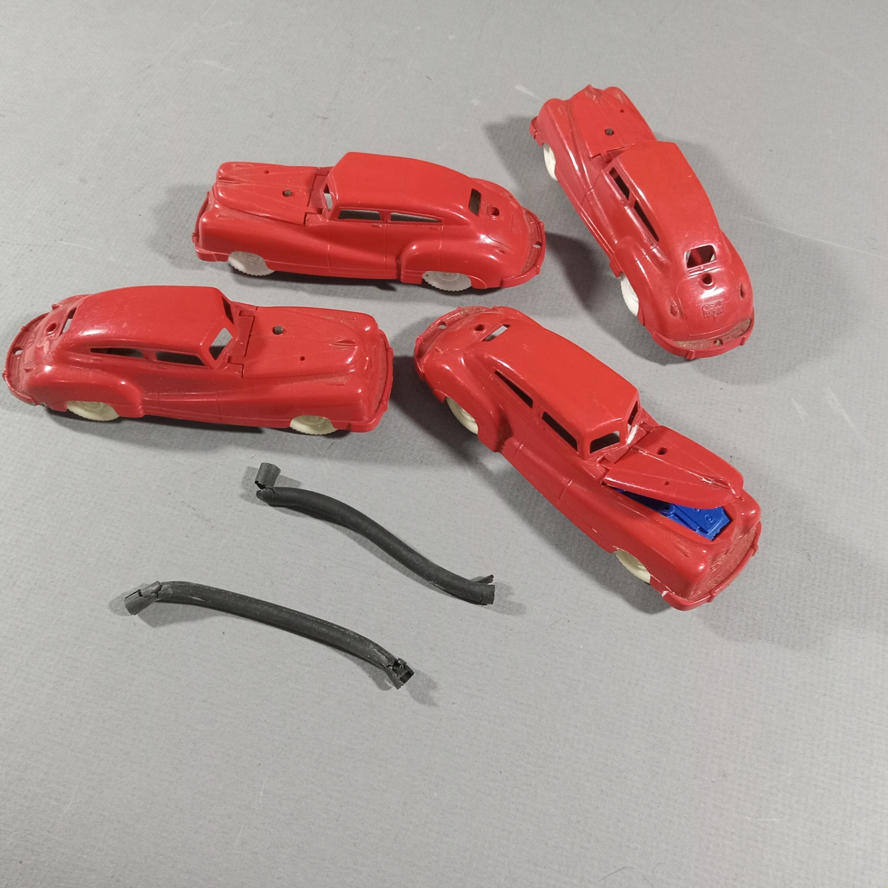 Acme, Mack, Manoil, Ideal & More Vintage Toy Cars - image 10 of 36