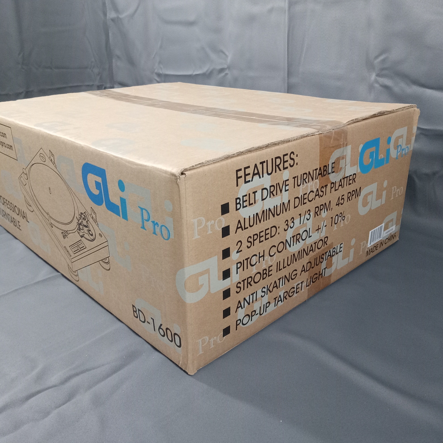 GLi Pro Turntable & Accessories - image 2 of 10