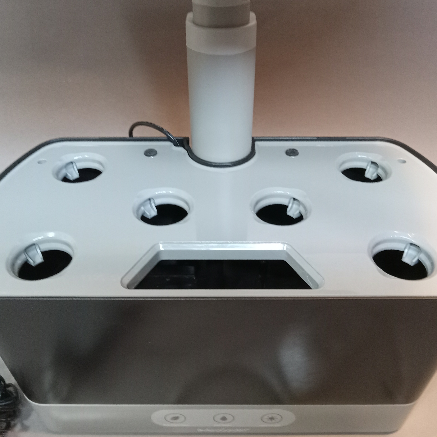 AeroGarden Harvest XL w/Seed Pods - image 3 of 16