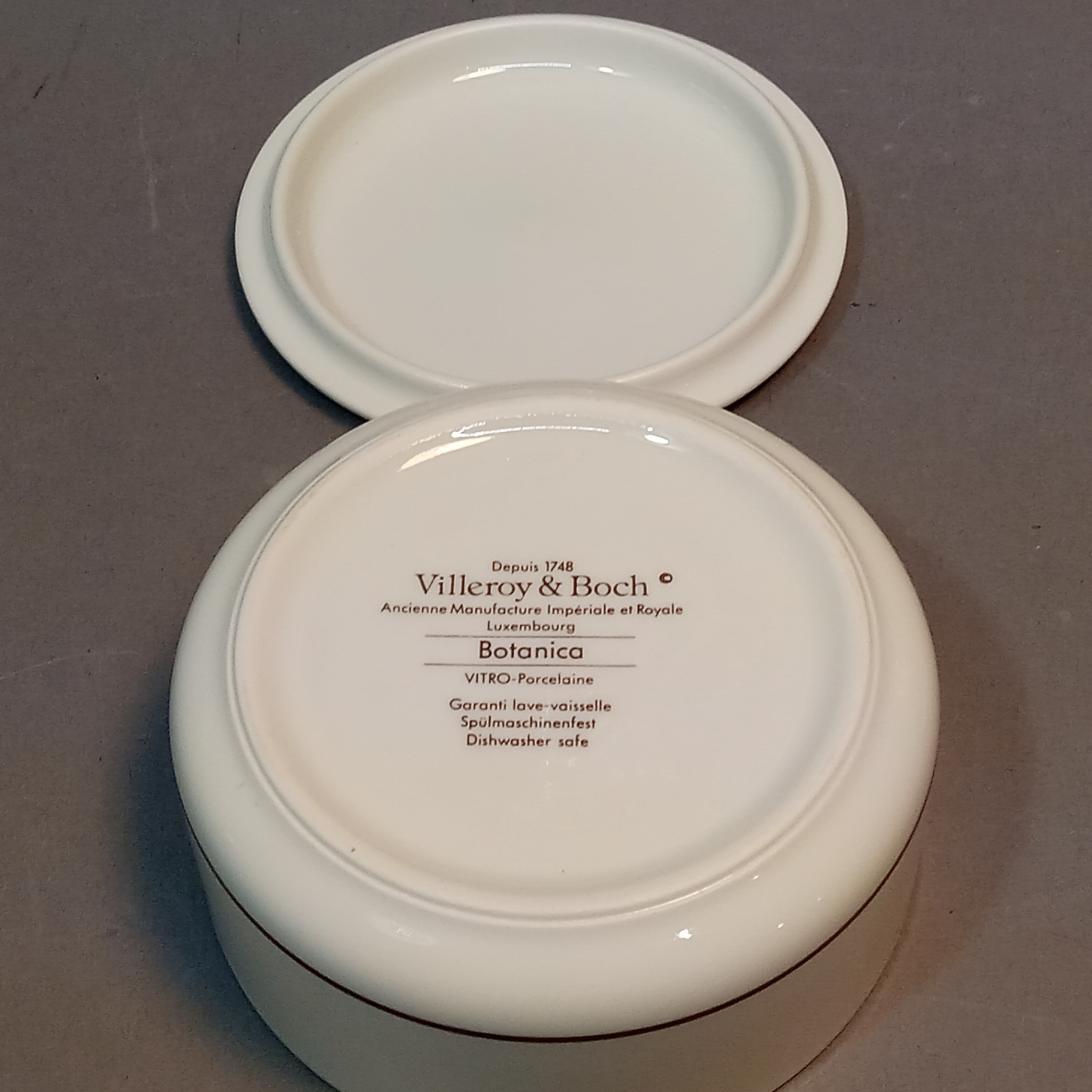 Villeroy & Boch Trinket Boxes - image 6 of 10