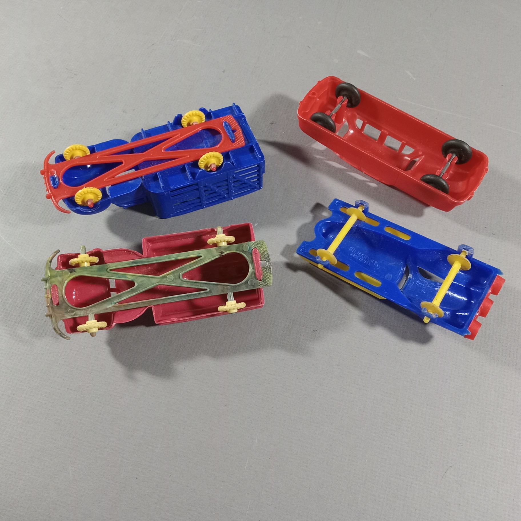 Acme, Mack, Manoil, Ideal & More Vintage Toy Cars - image 19 of 36