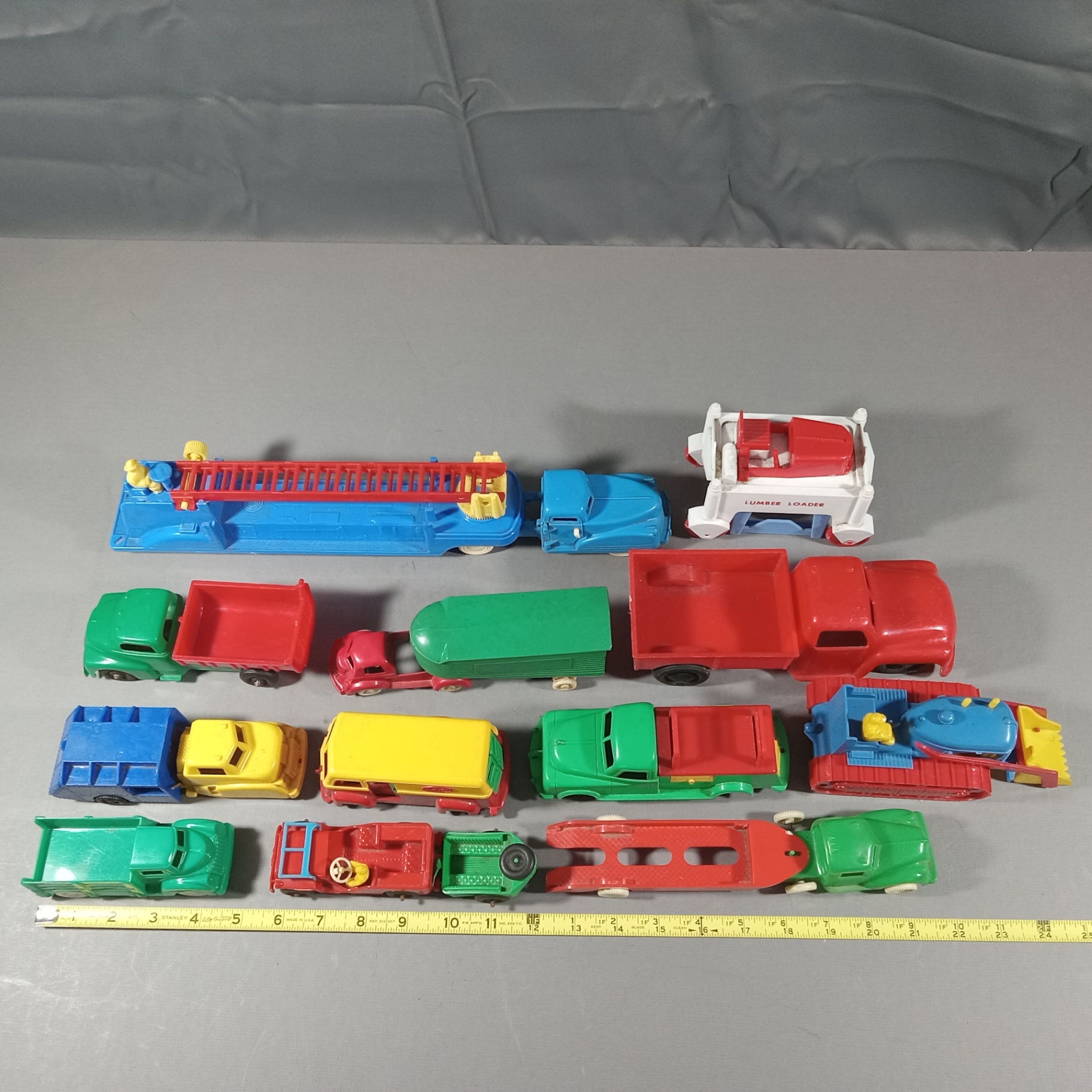 Vintage Toy Cars - Workhorse Vehicles - image 27 of 27