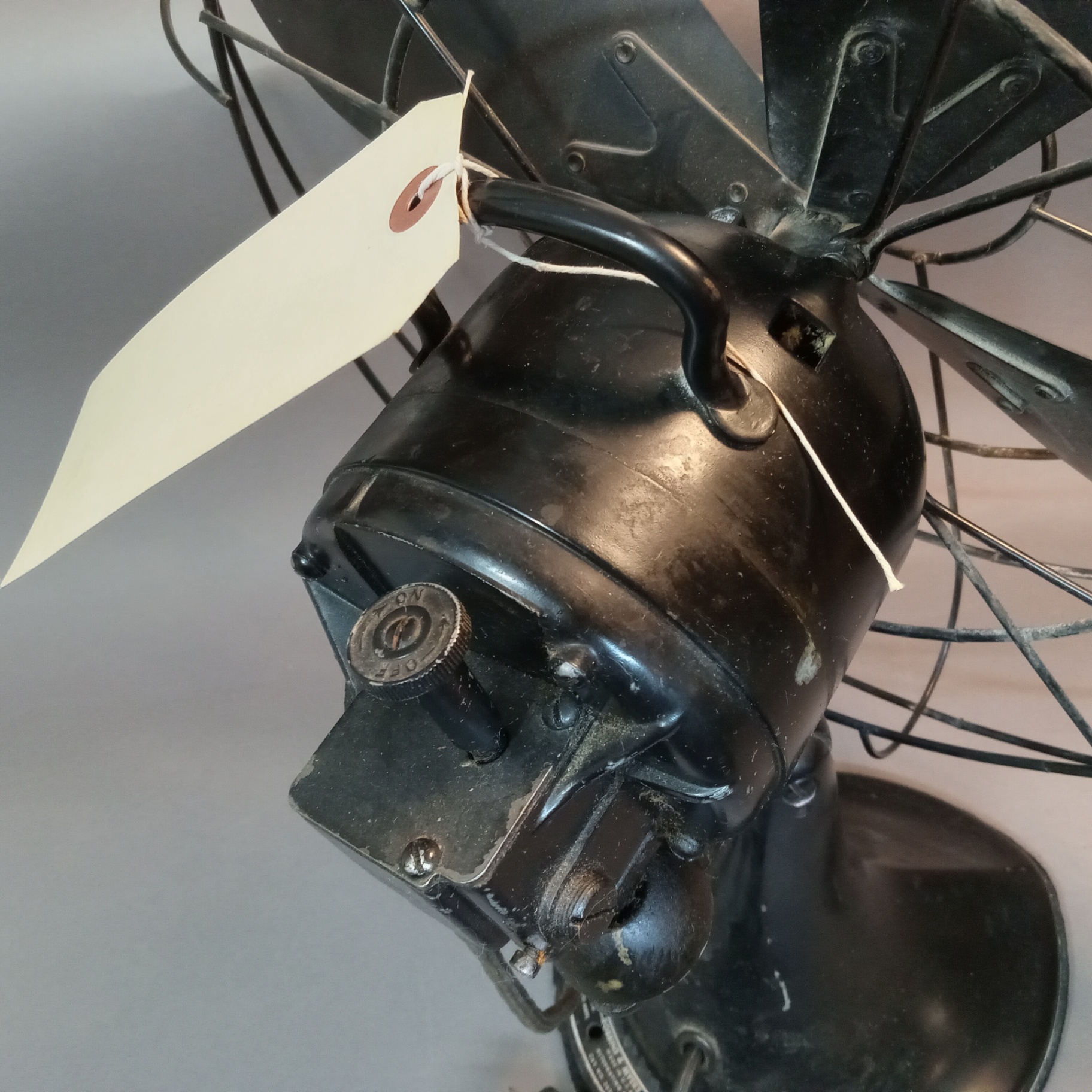 Vintage Robbins & Myers 3-Speed Pedestal Fan - image 11 of 12