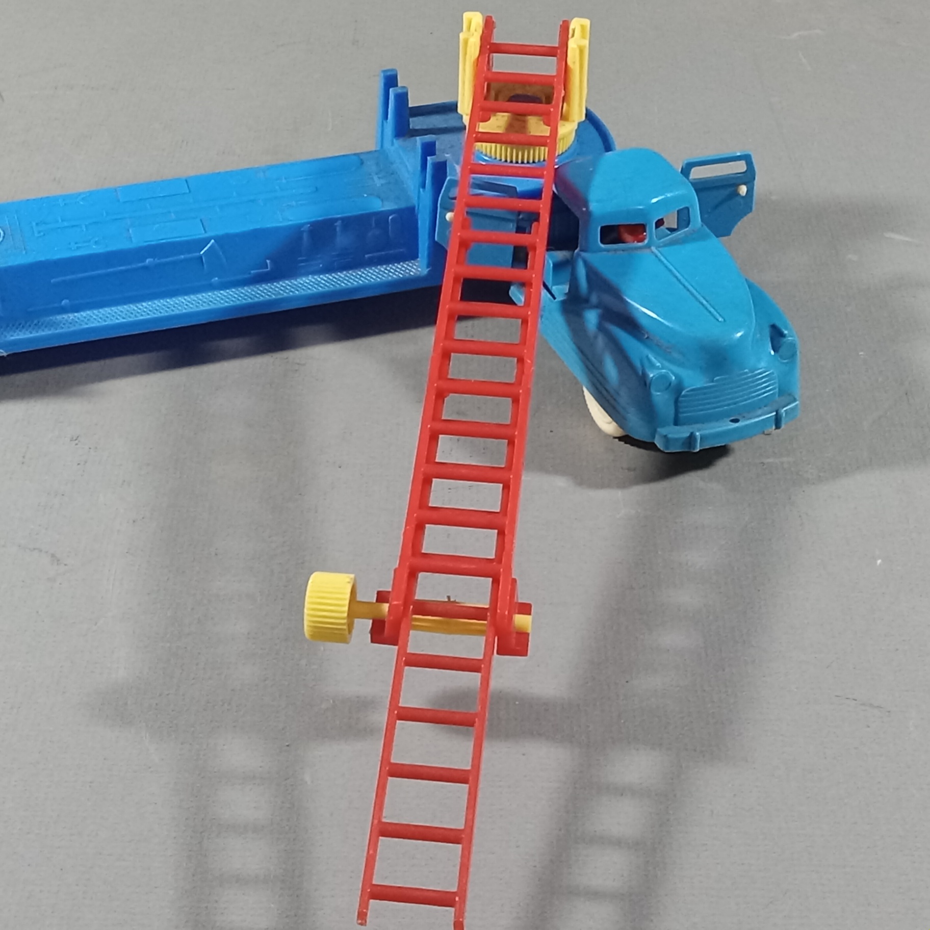 Vintage Toy Cars - Workhorse Vehicles - image 23 of 27