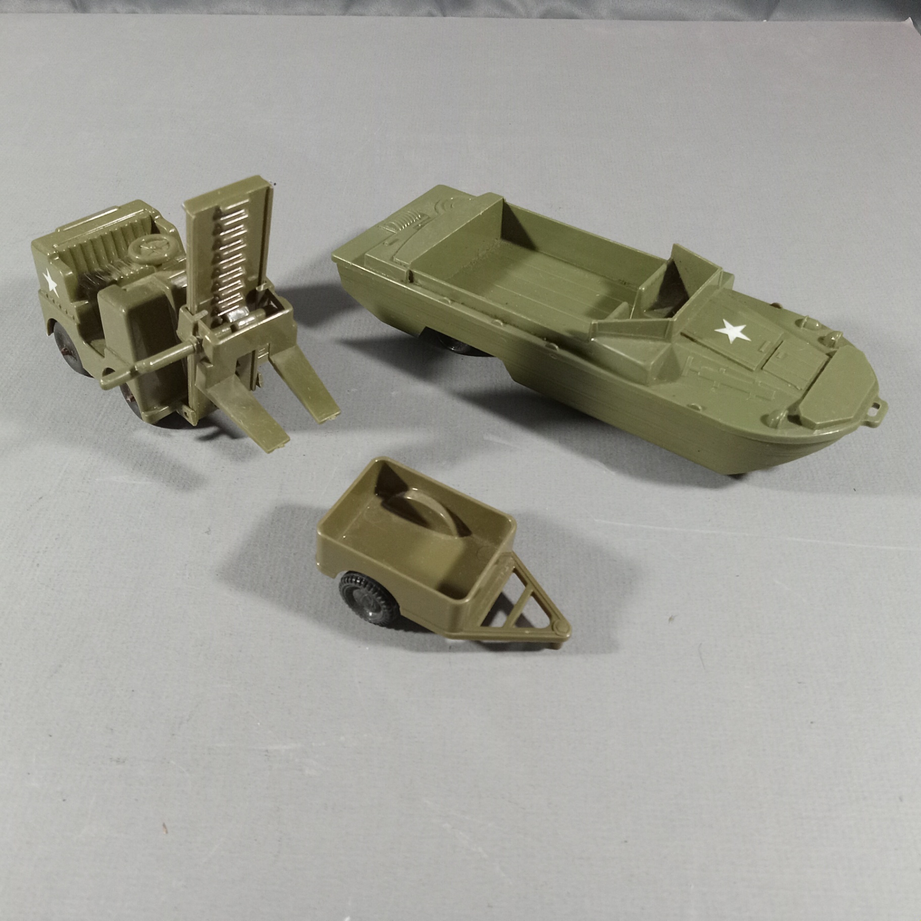 Vintage Ideal, Bonnie Bilt & More Military Toys - image 7 of 20