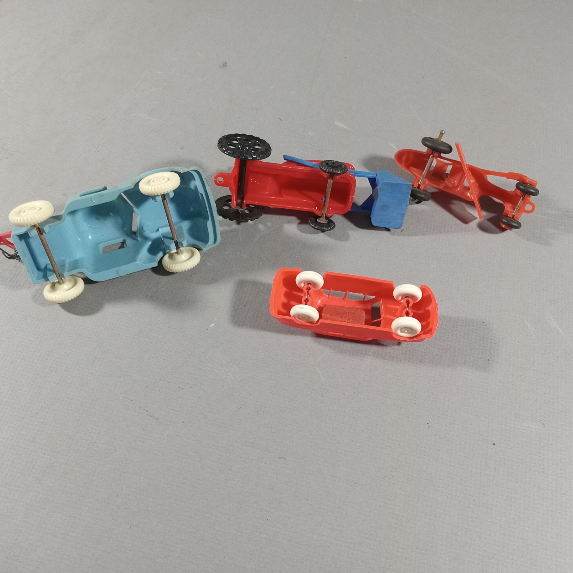 Acme, Mack, Manoil, Ideal & More Vintage Toy Cars - image 28 of 36