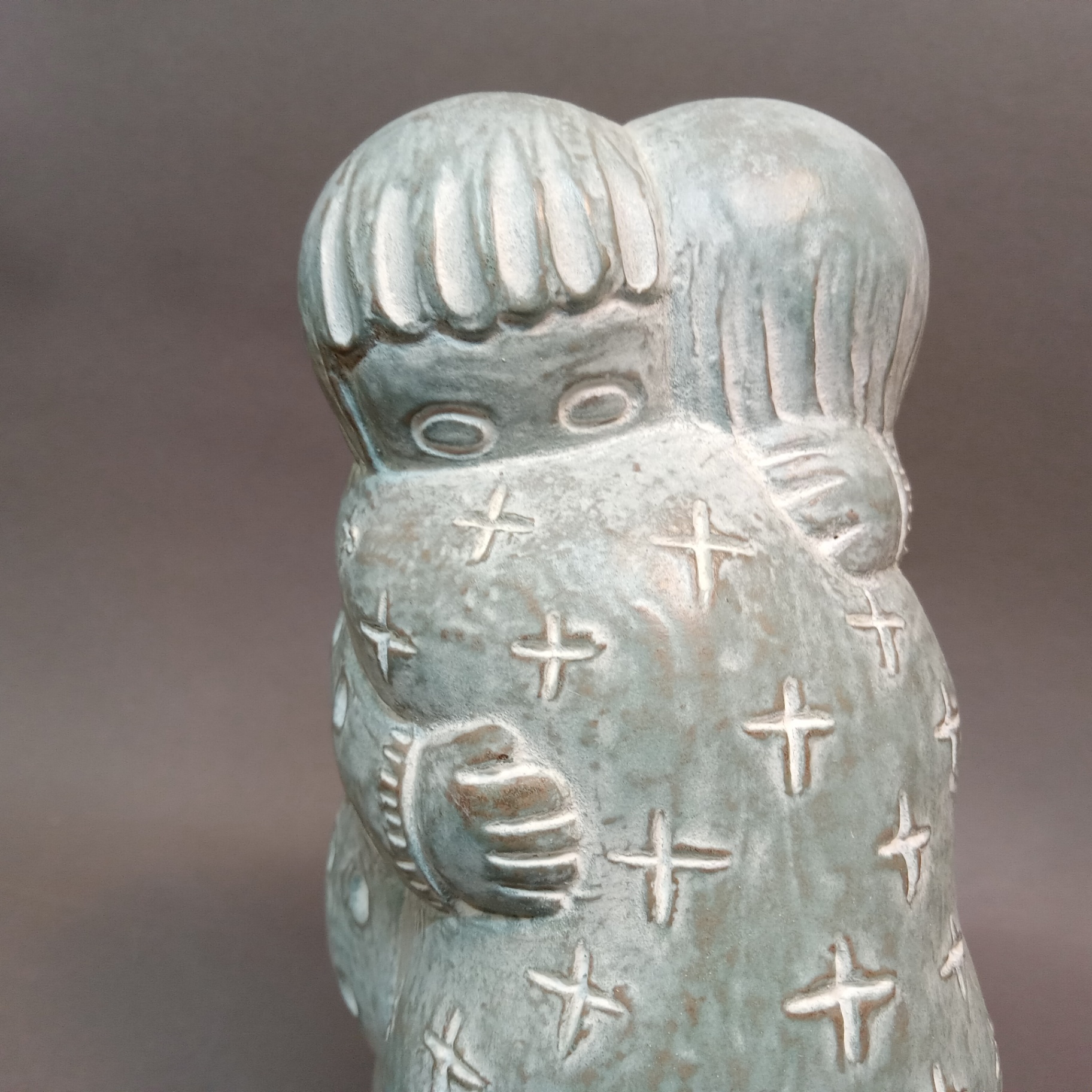 Isabel Bloom Signed "Hugs" Sculpture - image 5 of 7