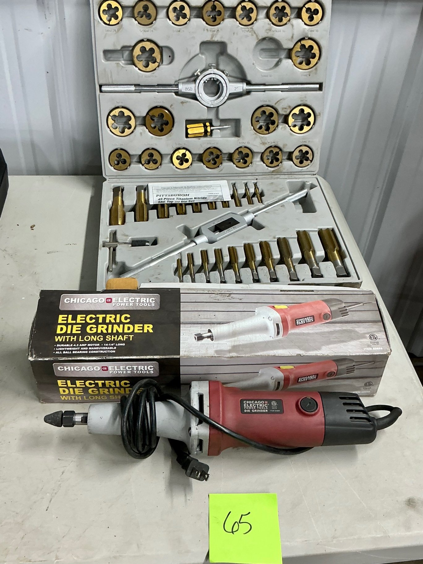 Electric die grinder with long shaft and accessory kit - image 1 of 3